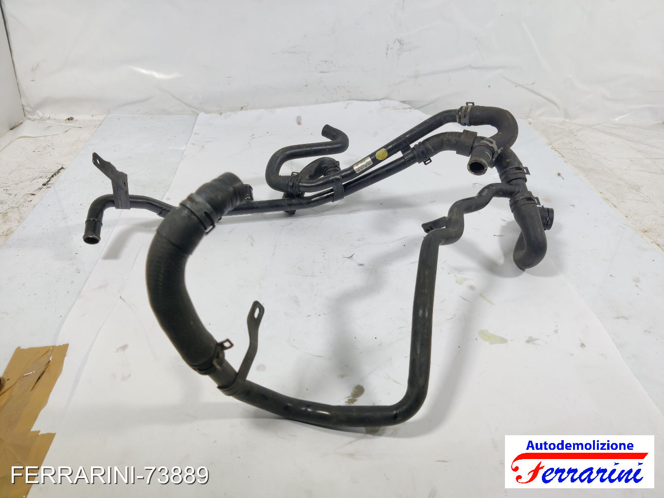 tubo raffreddamento manicotti CRBC Tubo Acqua Motore Ferro VW GOLF 7