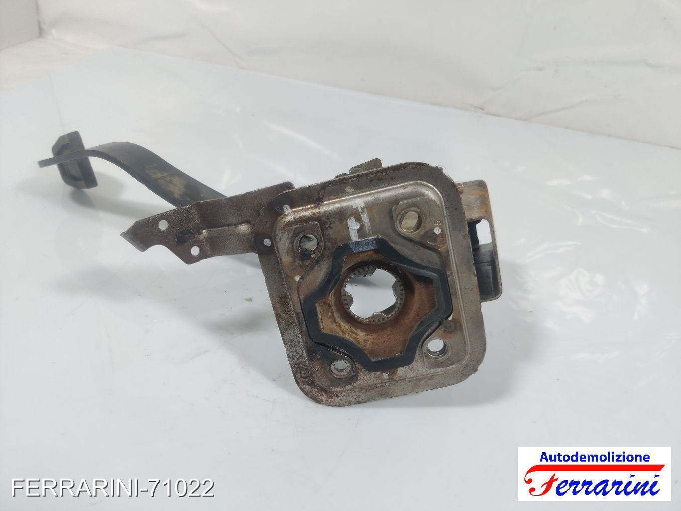 Pedale Frizione FIAT FREEMONT 345 2.0 JTD 2011-2023 04581585AD