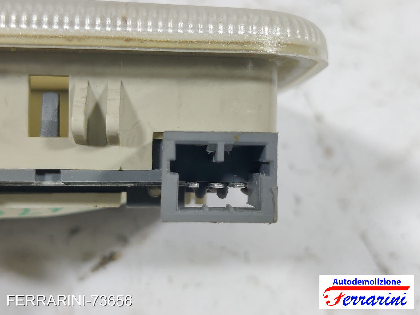 Plafoniera FIAT PUNTO 188 2001-2012 anteriore, frontale centrale, ant 735244963