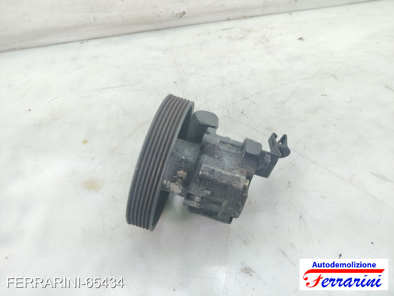 Pompa Servosterzo OPEL CORSA C X01 1.2 2000-2009 90466998, 90473169, 5948013