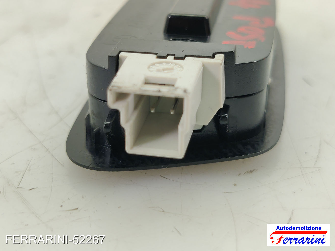 Luce interna bagagliaio MERCEDES CLASSE C S205 2015-2018 A0009064401