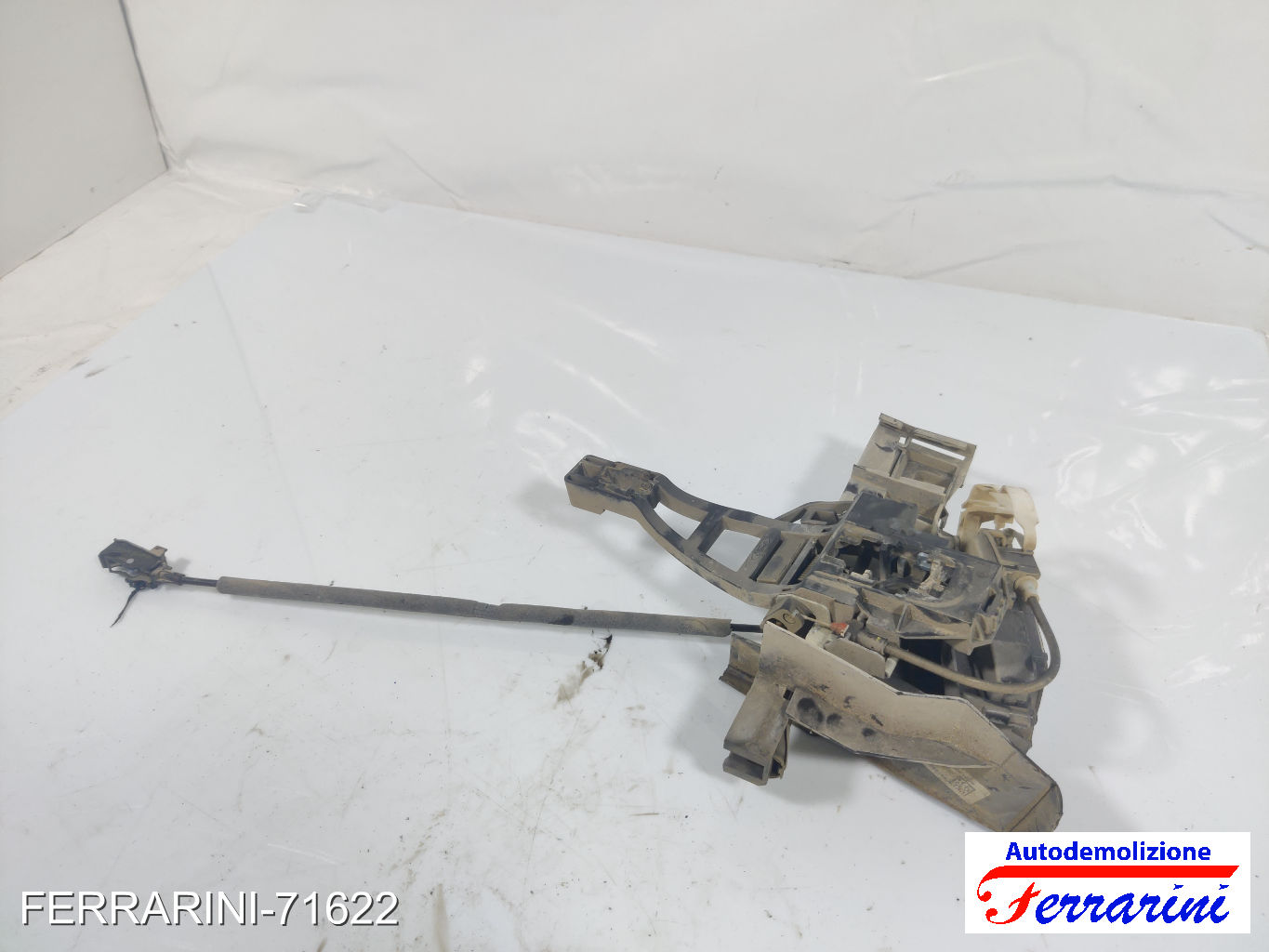 Serratura Porta FORD FOCUS 3 TURNIER 2010-2023 destro, dx, posteriore, post