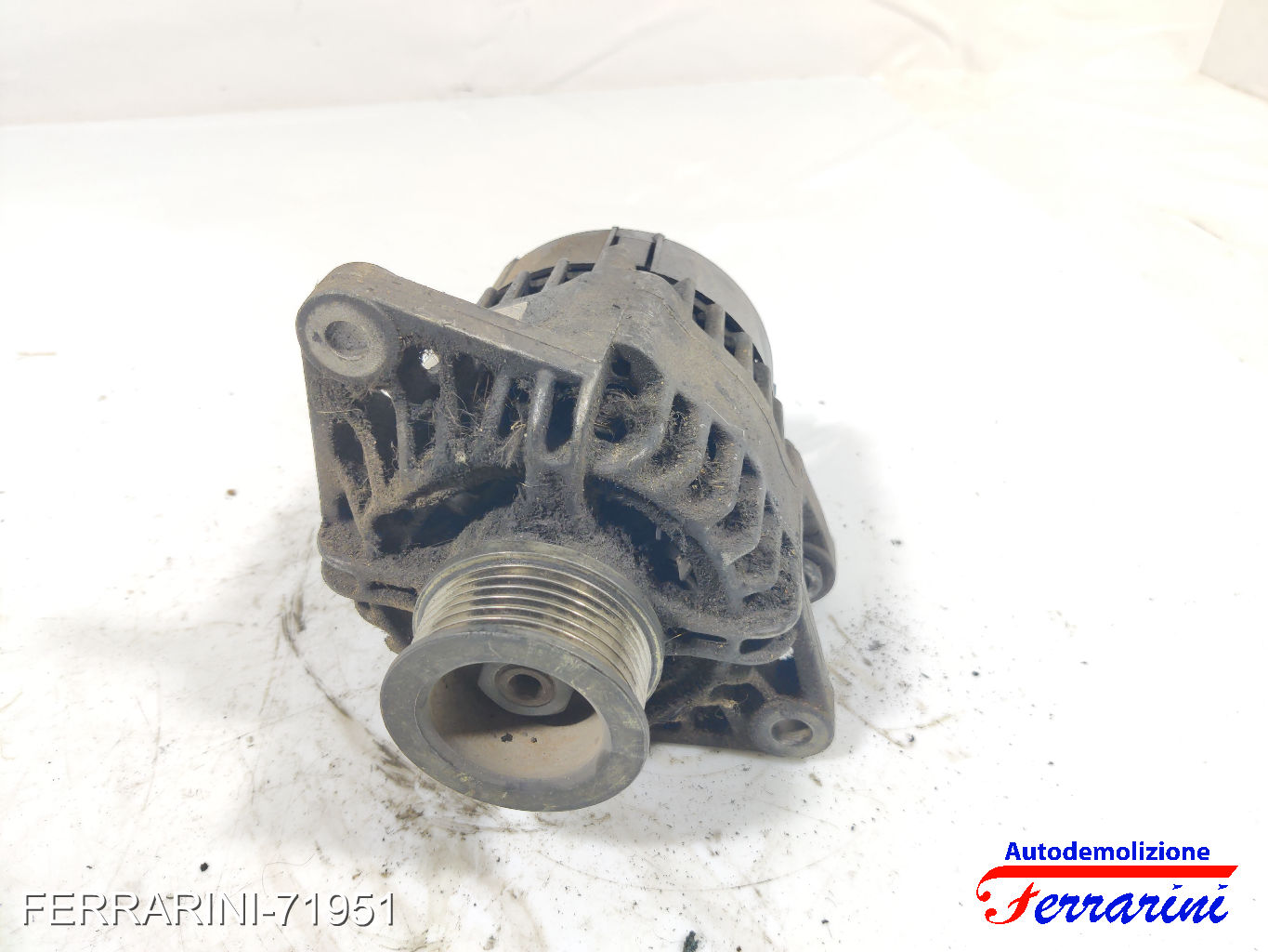 Alternatore FIAT PALIO WEEKEND 171, 173, 178, 373, 374 1.9 D 2001-2016 46774430