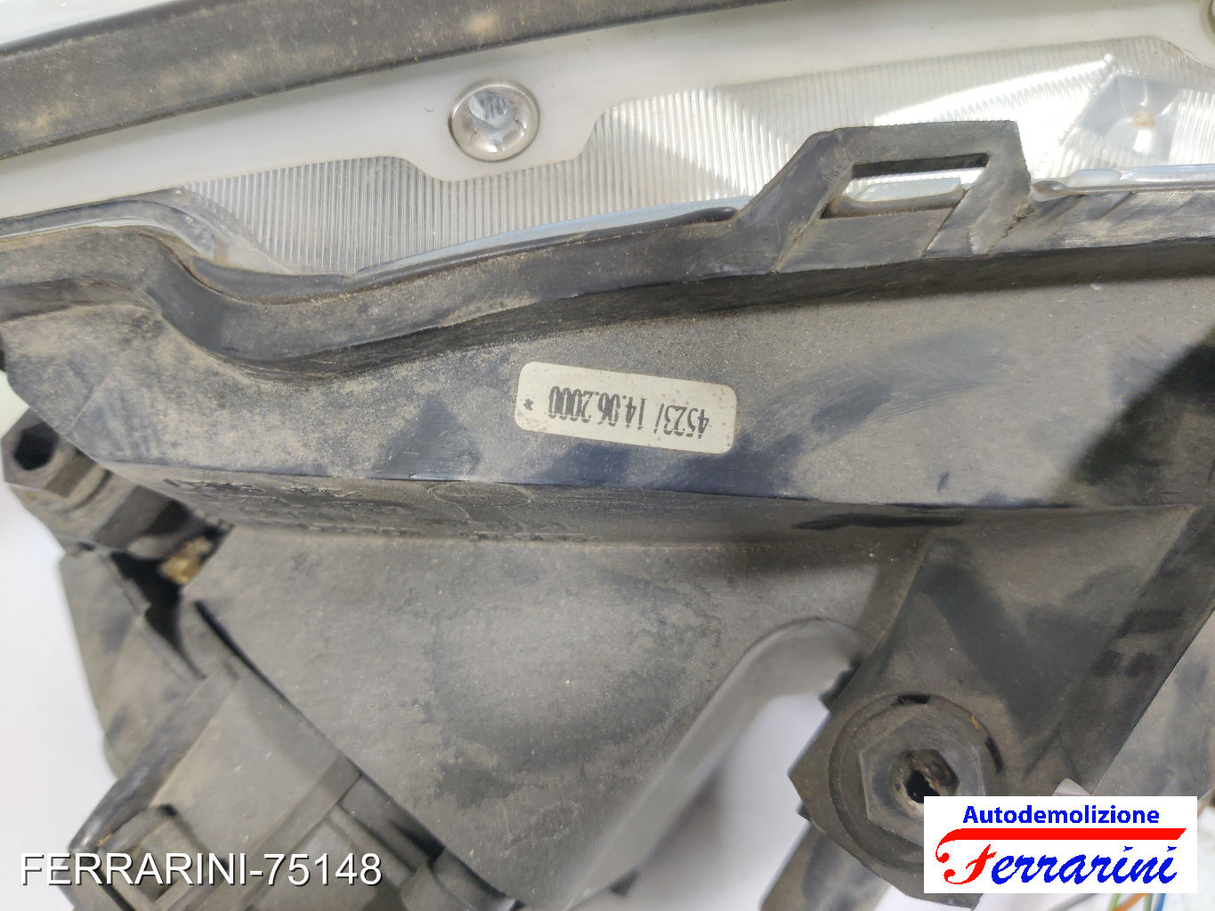 Faro Anteriore FORD FOCUS SW DNW 1999-2004