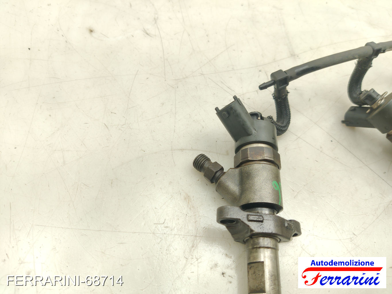 Iniettore FORD C-MAX DM2 1.6 TDCI 2007-2010 9
