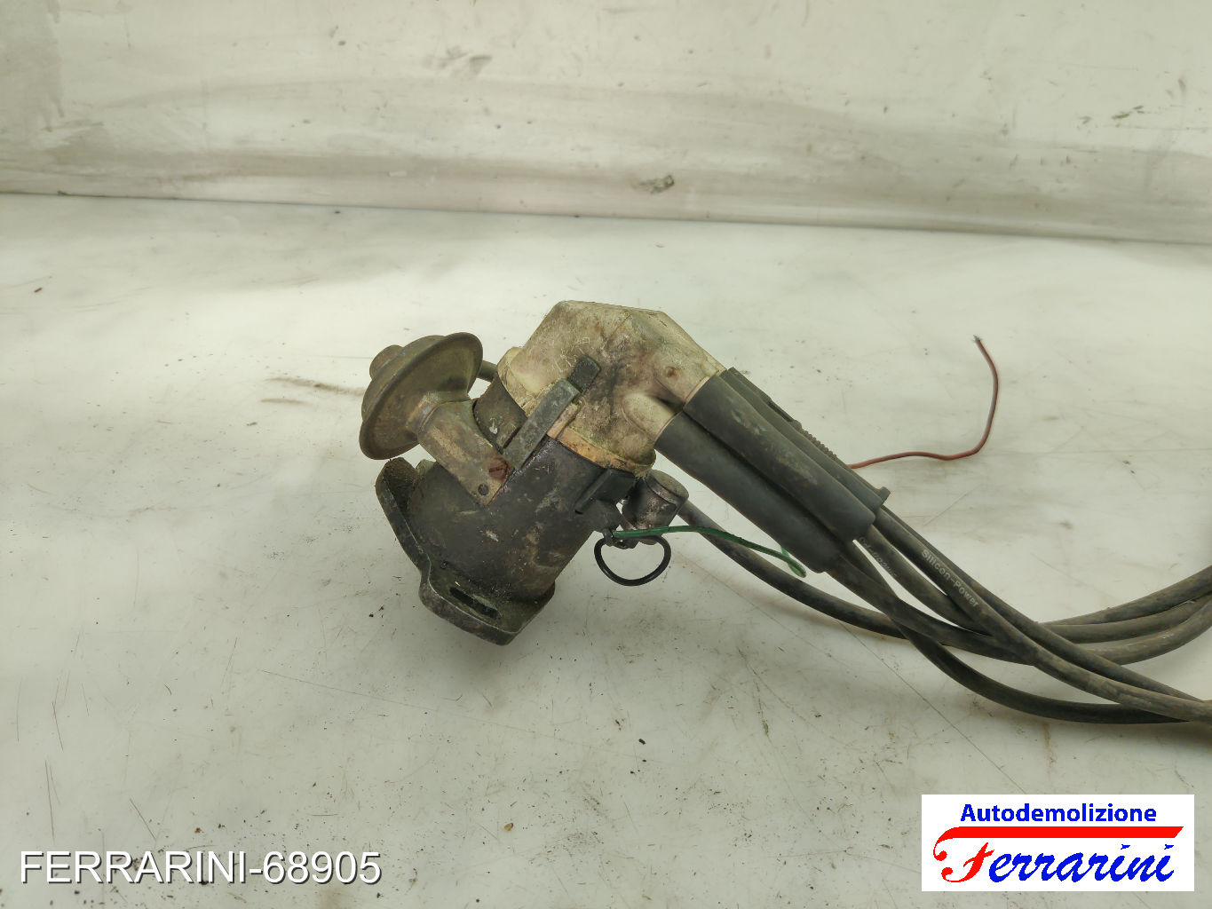 Spinterogeno Distributore OPEL CORSA A S83 1.6 GSI 1988-1990 90008020, 1211006 8