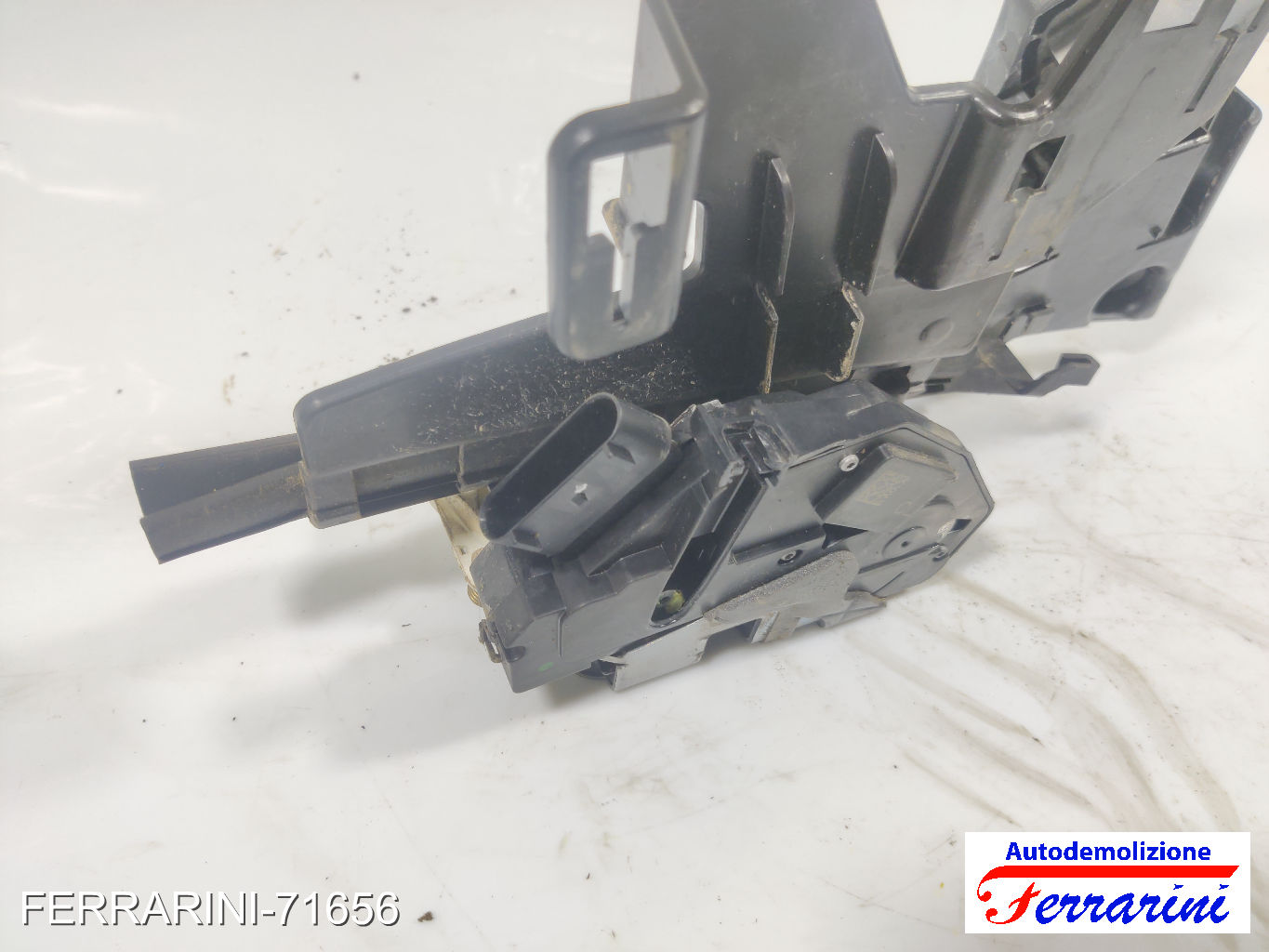 Serratura Porta FORD FIESTA 6 CB1, CCN 2008-2012 destro, dx, frontale, anteriore 8
