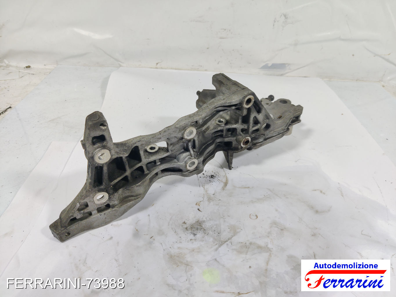 Supporto alternatore e compressore CRBC VW GOLF 7 5G1, BE1, BE2, BQ1 2.0 TDI