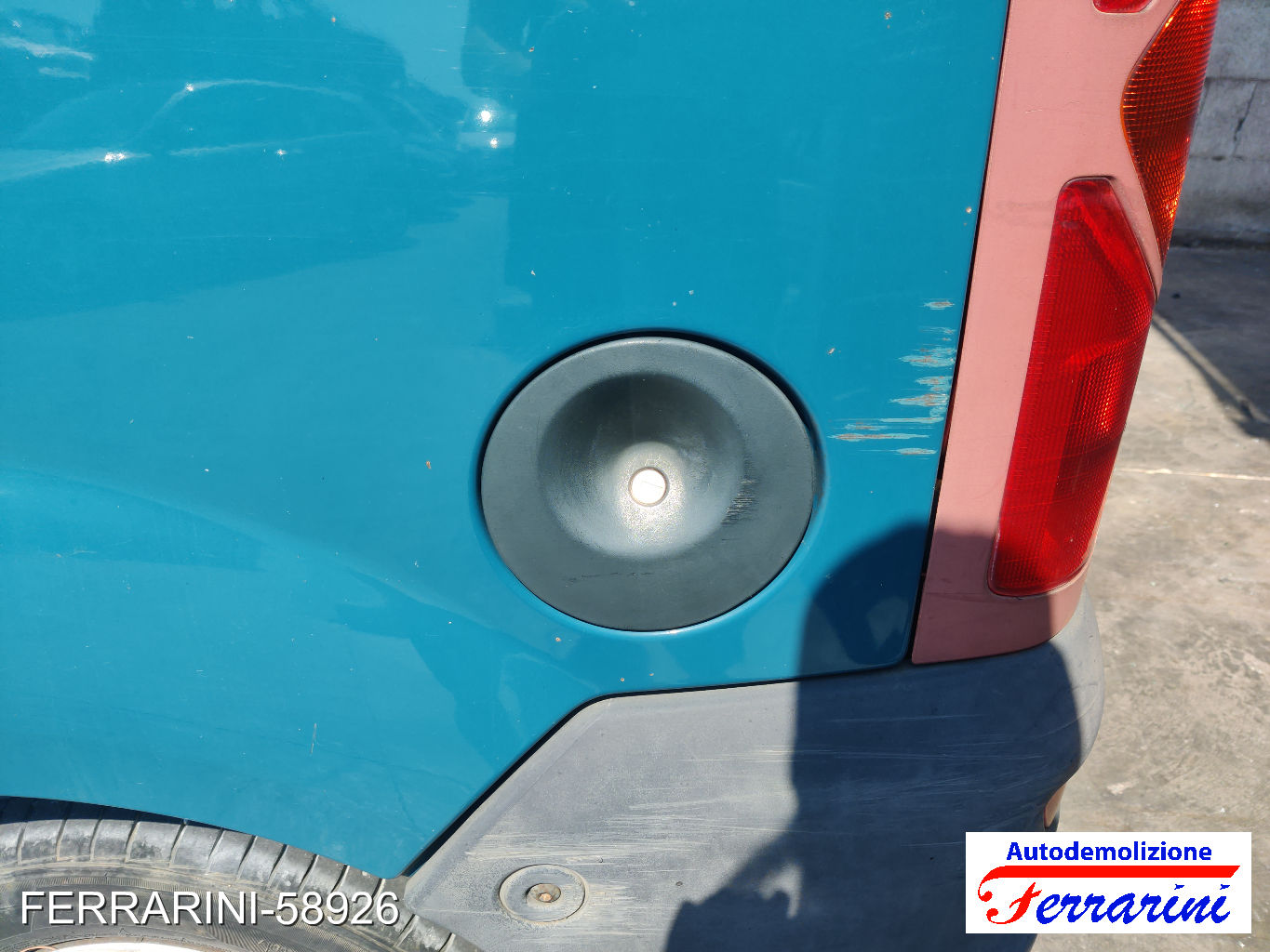 Sportellino Carburante