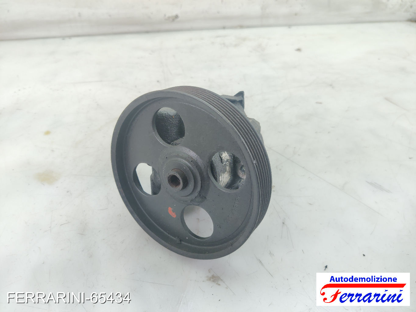 Pompa Servosterzo OPEL CORSA C X01 1.2 2000-2009 90466998, 90473169, 5948013