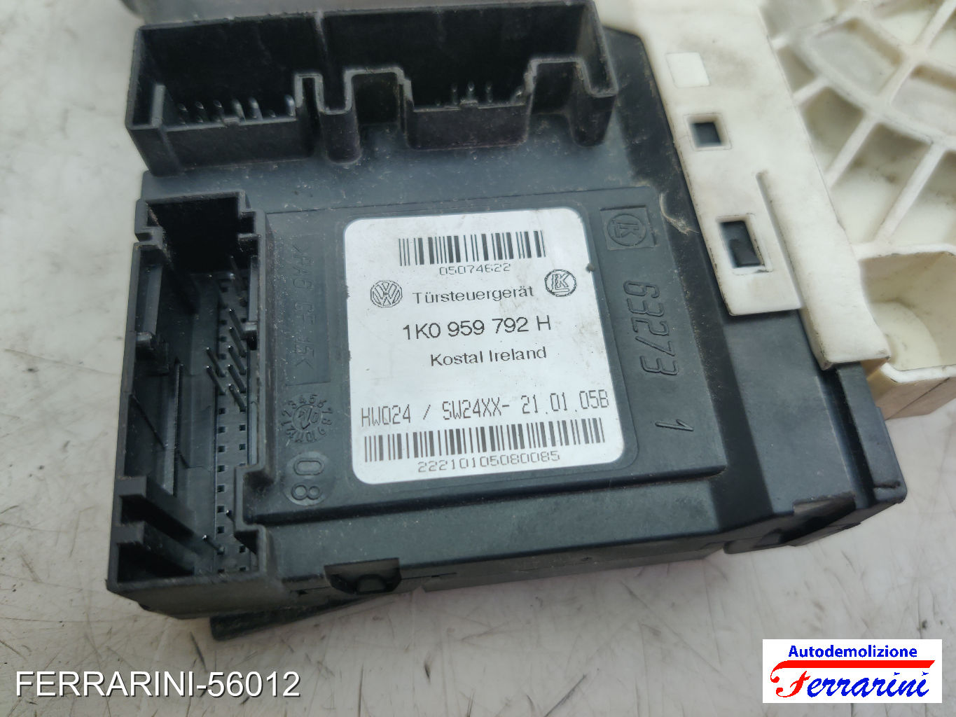 Alzavetro VW GOLF 5 1K1 2003-2008 destro, dx, frontale, anteriore 1K0959792H