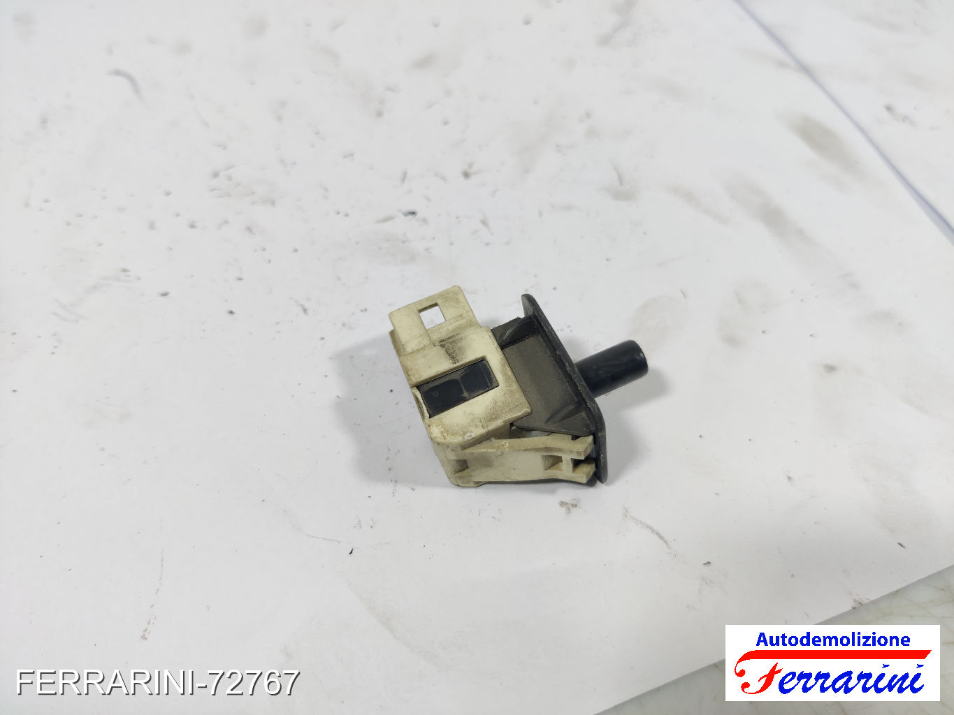 interruttore luce MERCEDES CLASSE C W203 2000-2003 Frontale Destra 2028209410