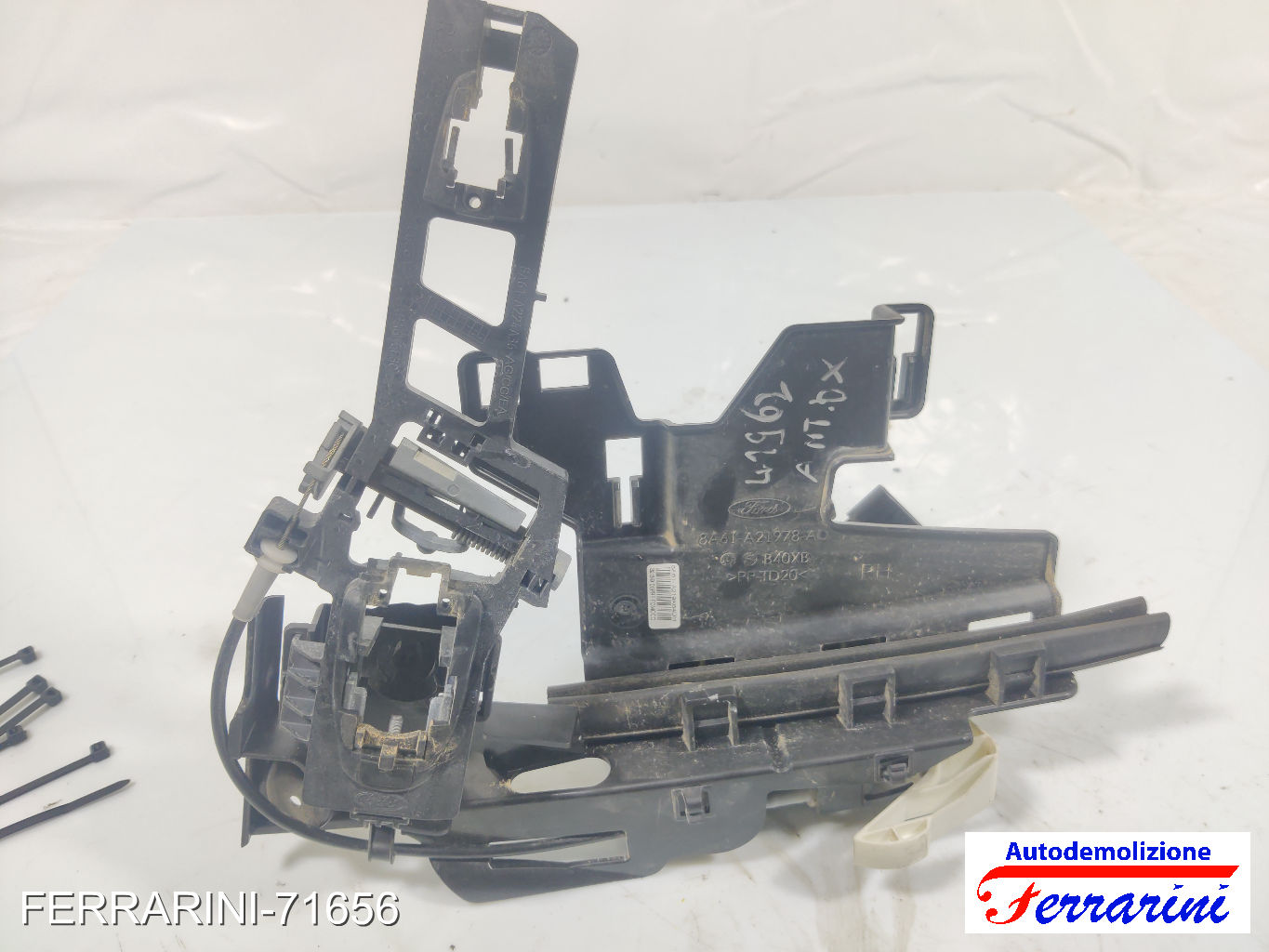 Serratura Porta FORD FIESTA 6 CB1, CCN 2008-2012 destro, dx, frontale, anteriore 7