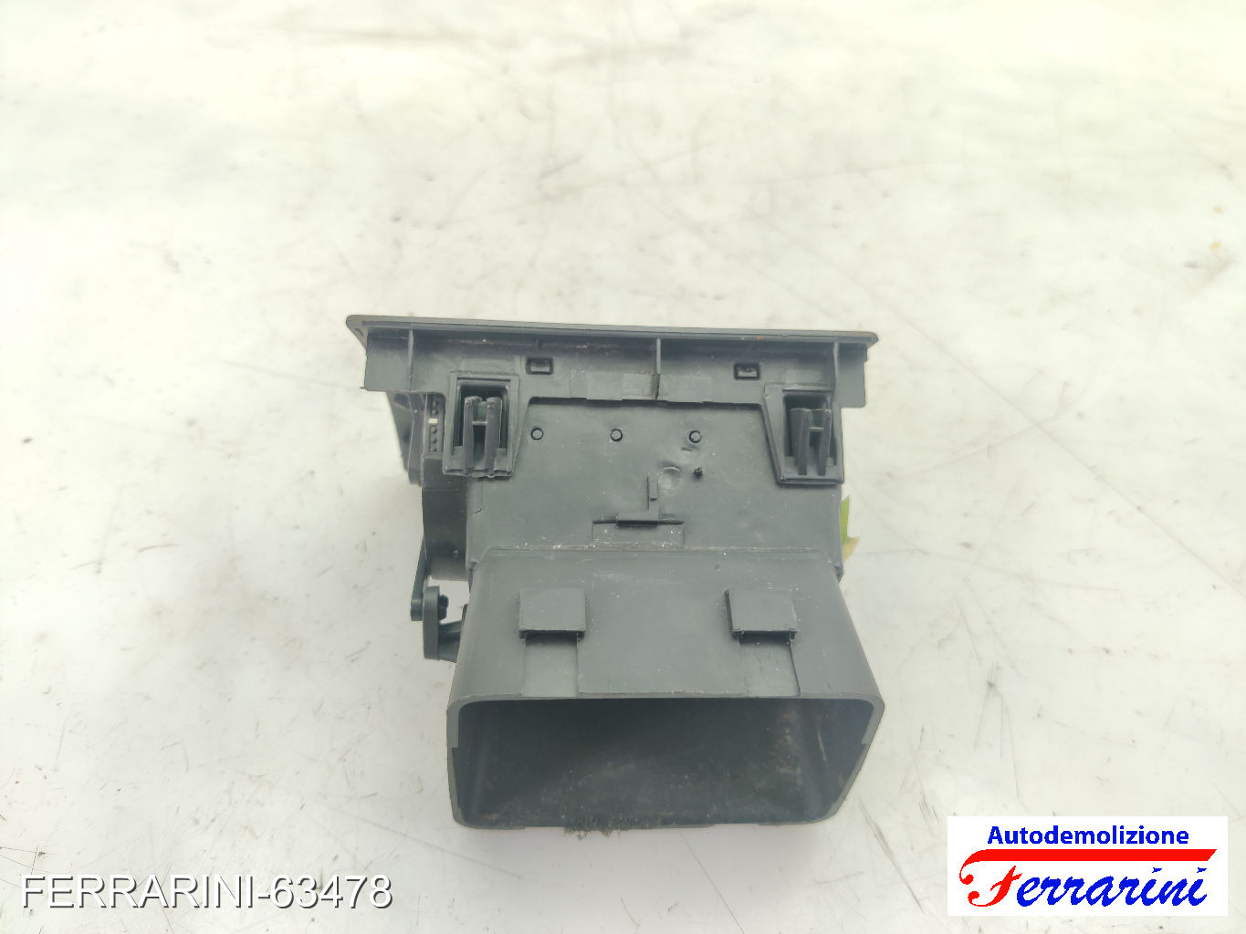 Bocchetta Areazione OPEL MERIVA A X03 2004-2010 sinistra, sx, frontale