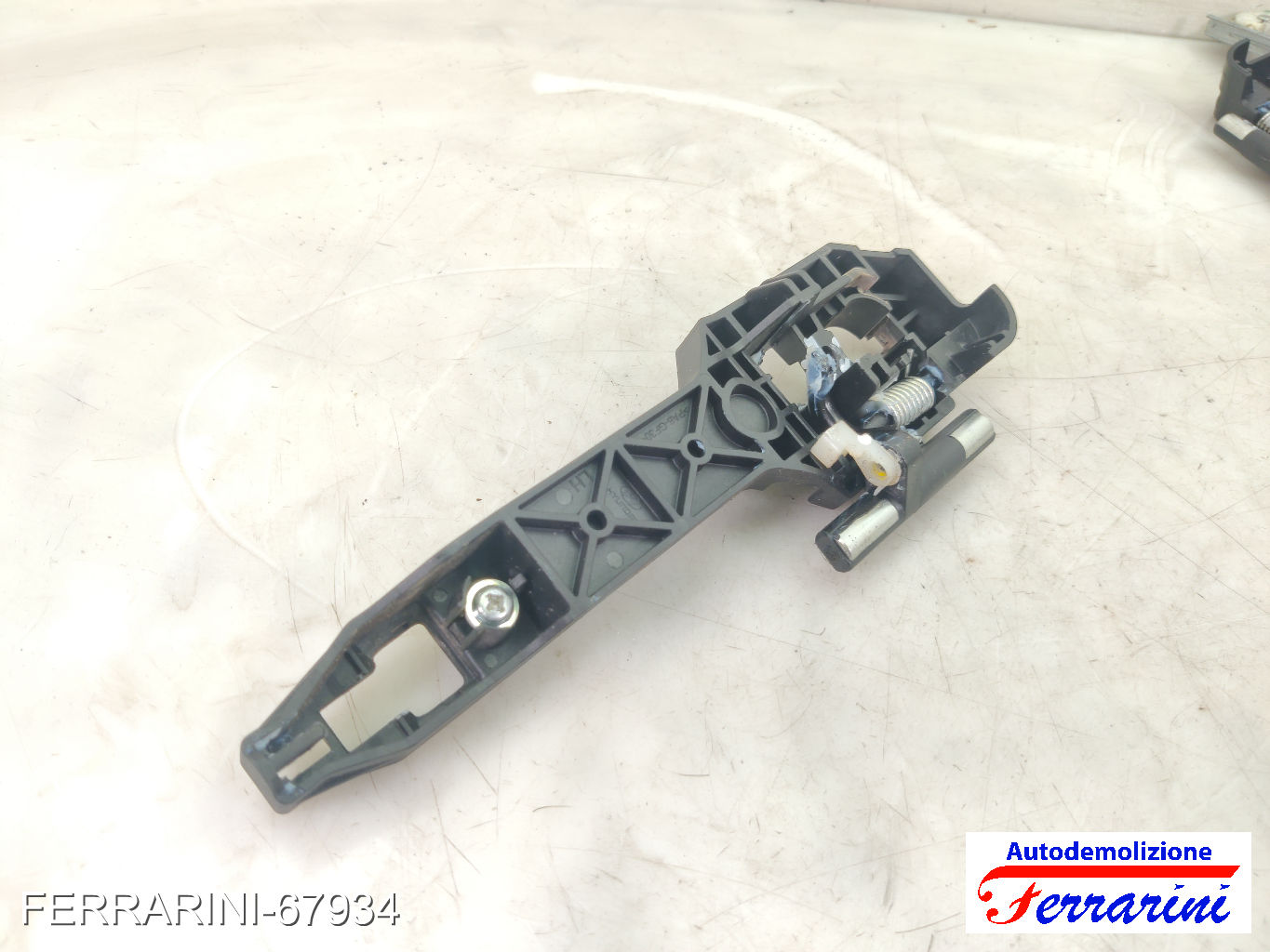 Supporto Maniglia Esterna HYUNDAI I10 BA, IA 2013-2023 sinistro, sx, posteriore
