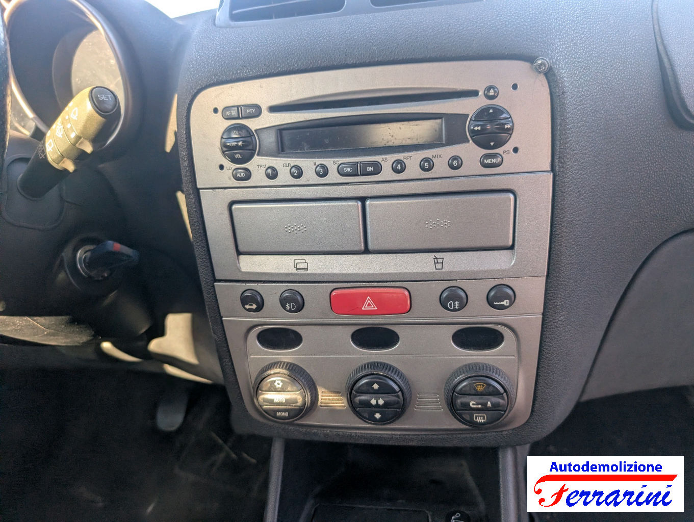 Alfa Romeo 147 937 1.9 JTD 115CV 2001-2010
