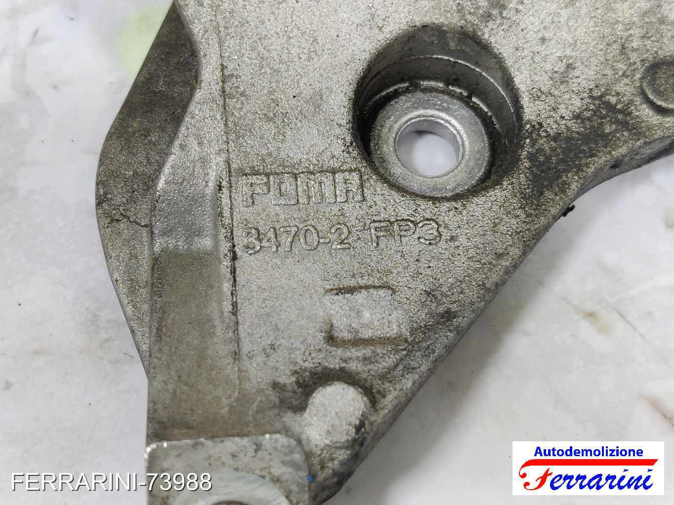Supporto alternatore e compressore CRBC VW GOLF 7 5G1, BE1, BE2, BQ1 2.0 TDI
