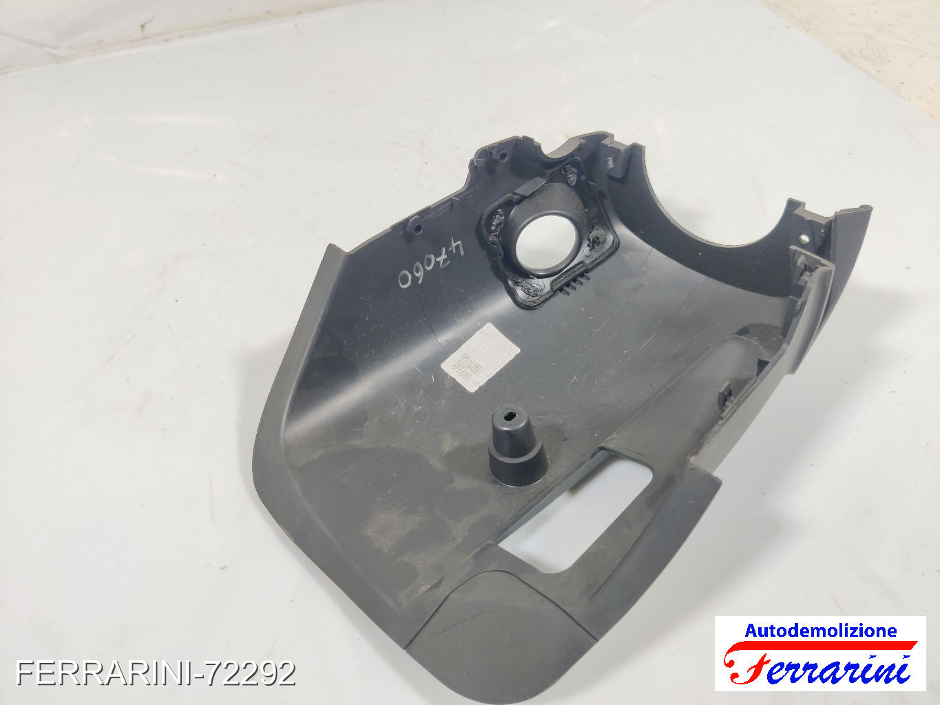 plastica rivestimento devioluci MG MG ZS SUV 2017-2023 sinistro, sx 26123082
