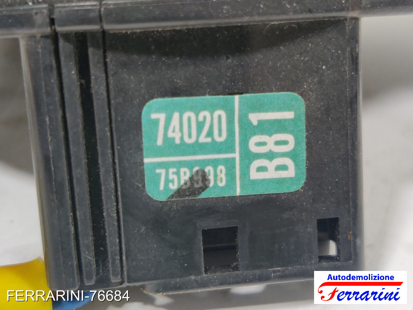 Devioluci TOYOTA IQ J1 2009-2015 8924574010, 8430774020, 75B998