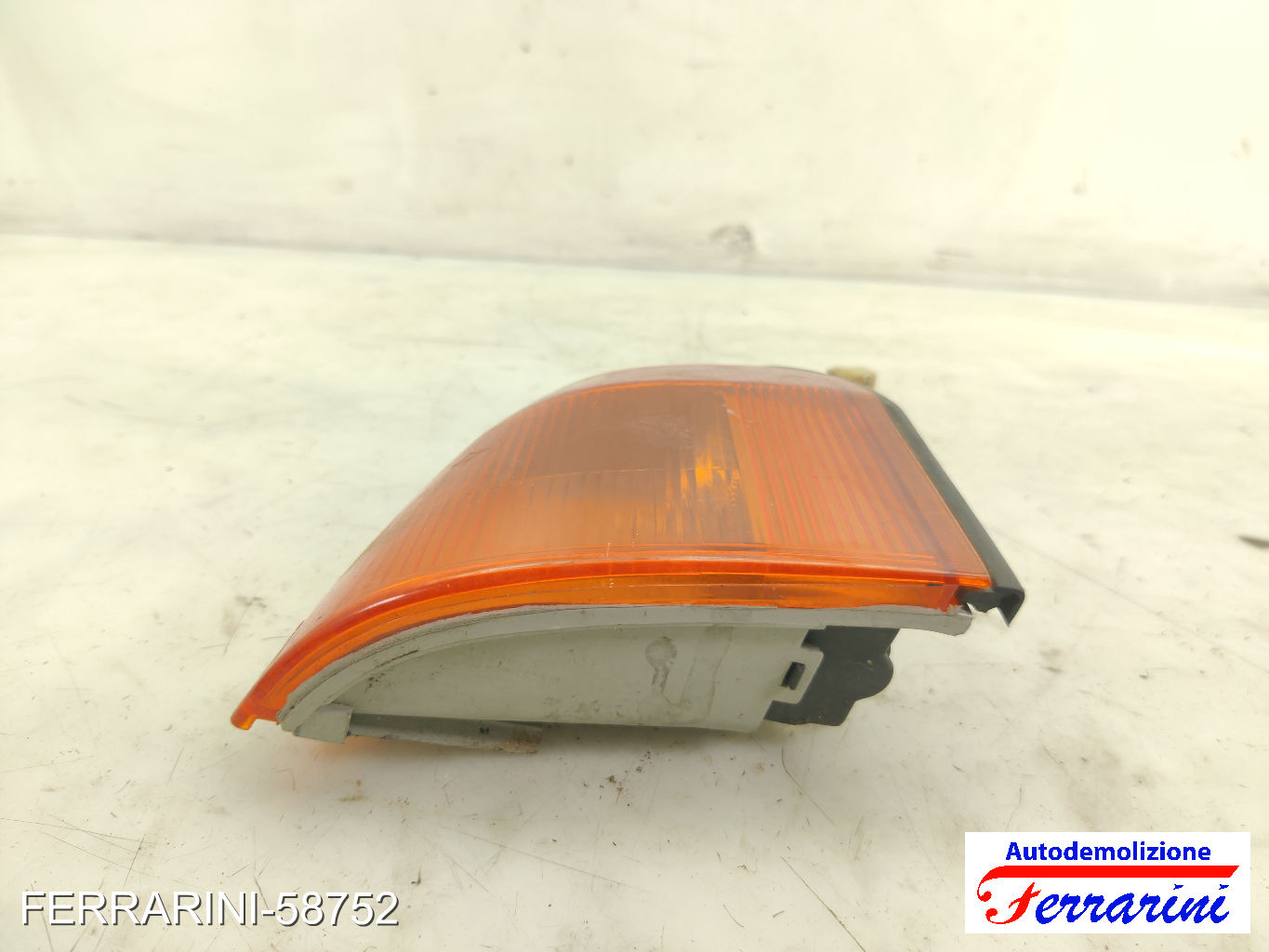 Freccia Laterale FIAT UNO 146 1984-1995 sinistro, sx 9943196, 9943587 8