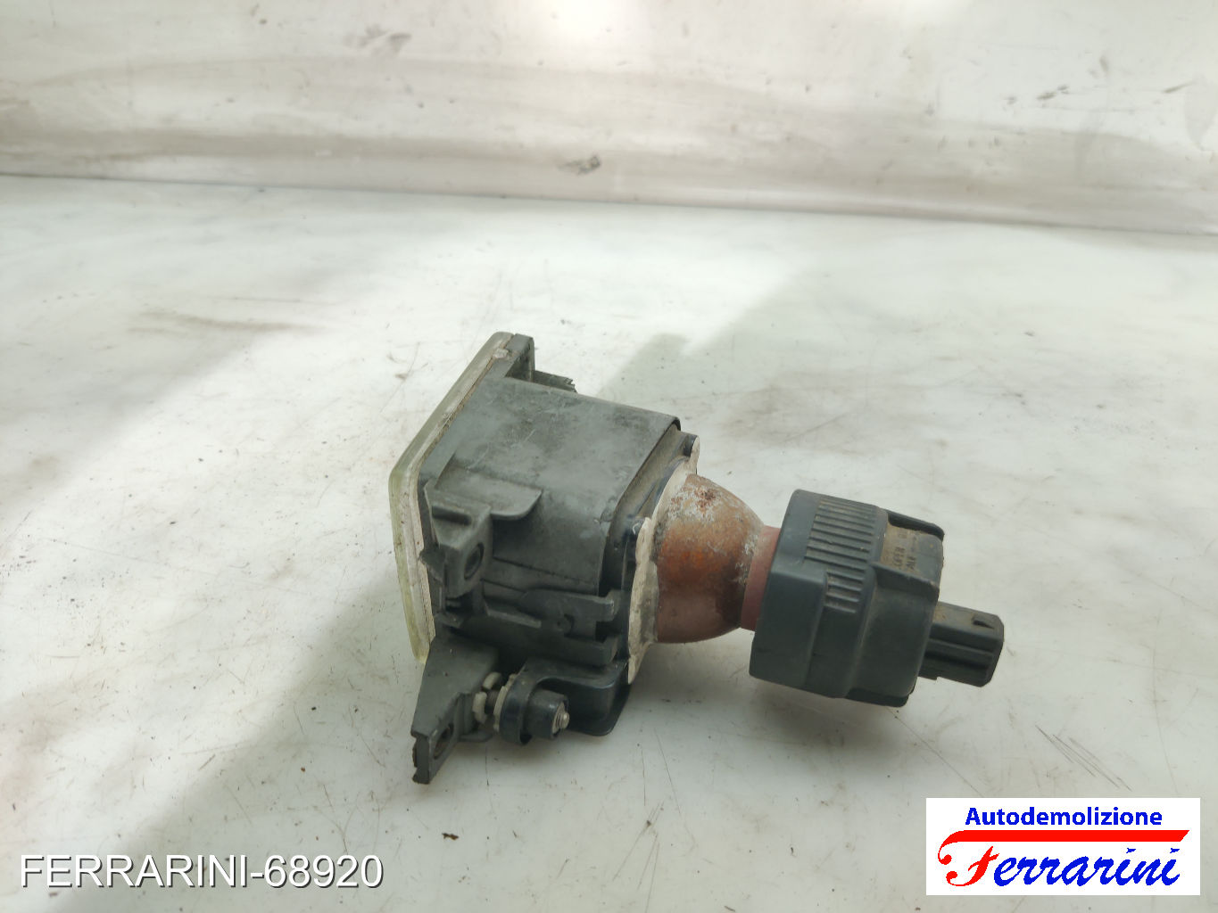 Fendinebbia VW GOLF 3 1H1 1995-1997 sinistro, sx 1H0941699B, 1H0941699