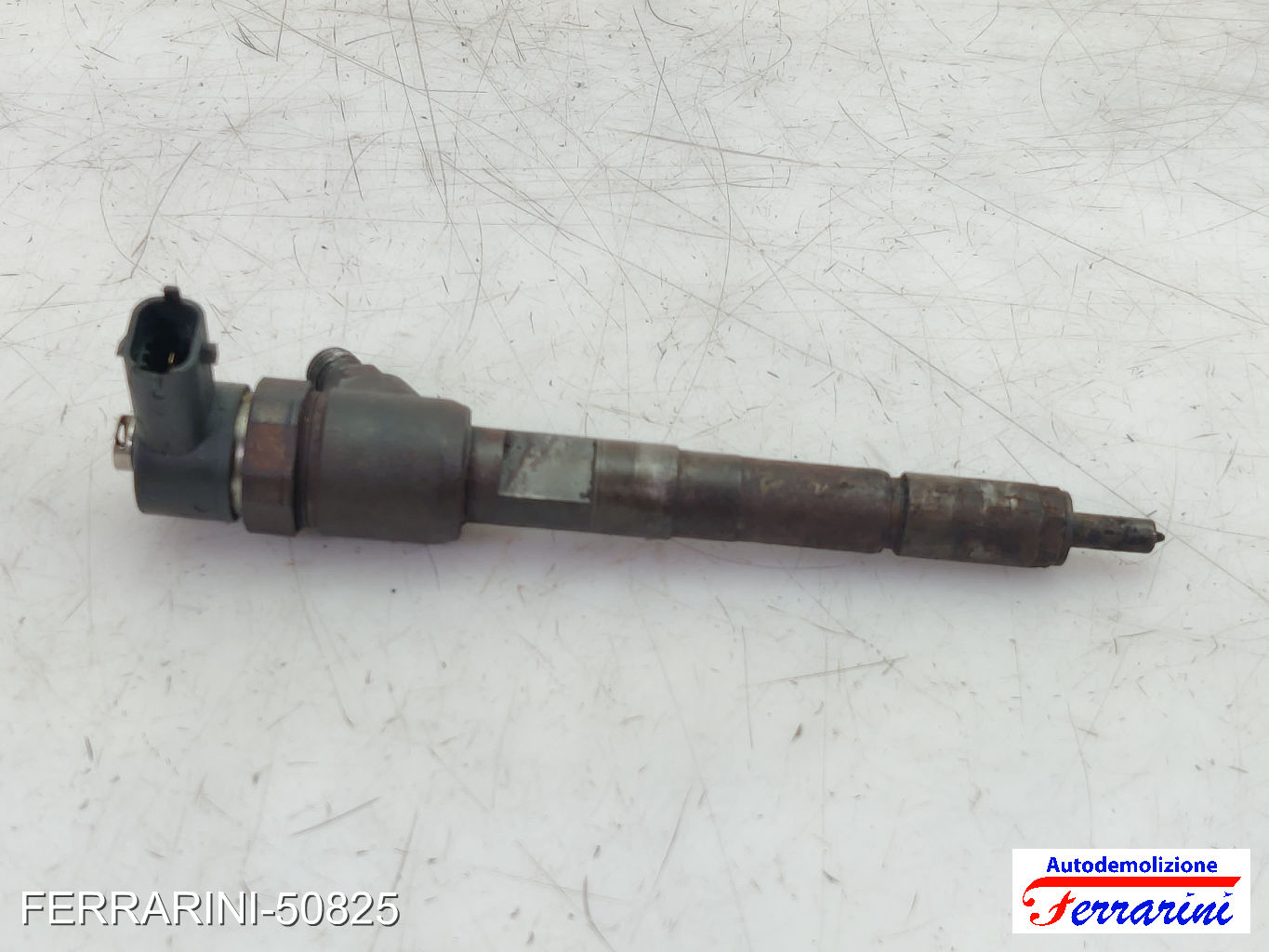 Iniettore FIAT DOBLO 119, 223 1.3 D MULTIJET 2005-2010 55197875, 71794966 6