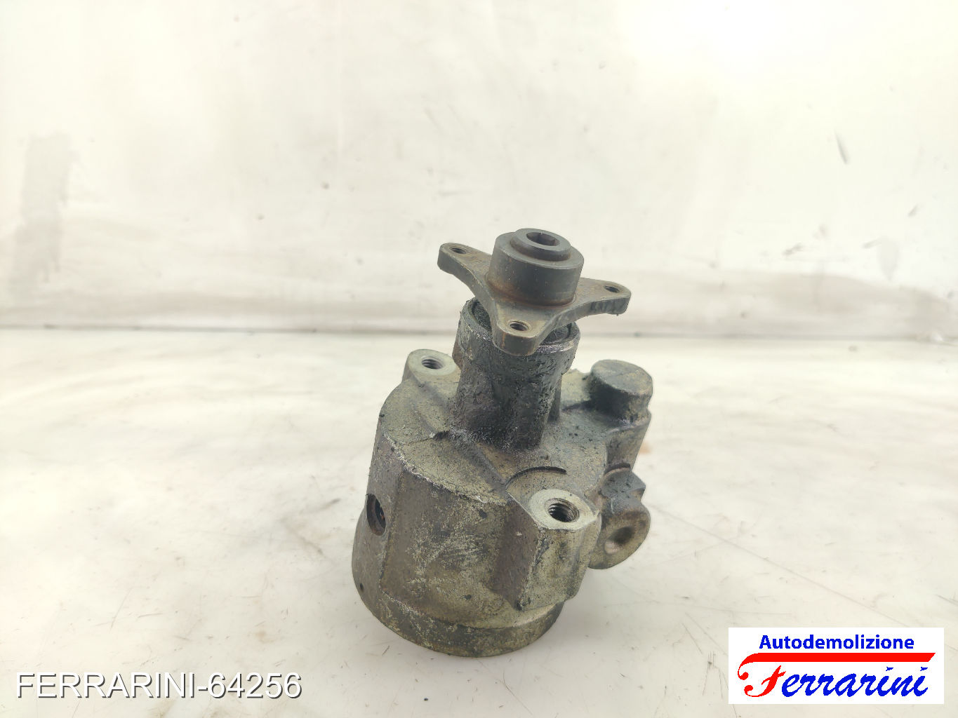 Pompa Servosterzo VOLVO V40 SW 645 1.9 DI 2000-2004 7700417308, 7700415198 6