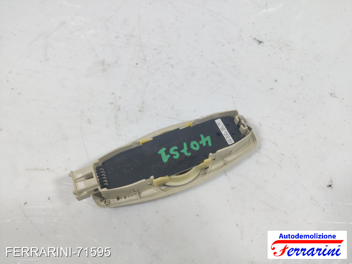 Plafoniera FORD FOCUS 3 TURNIER 2010-2023 AM5113K767BE, 19051030, 1905052007