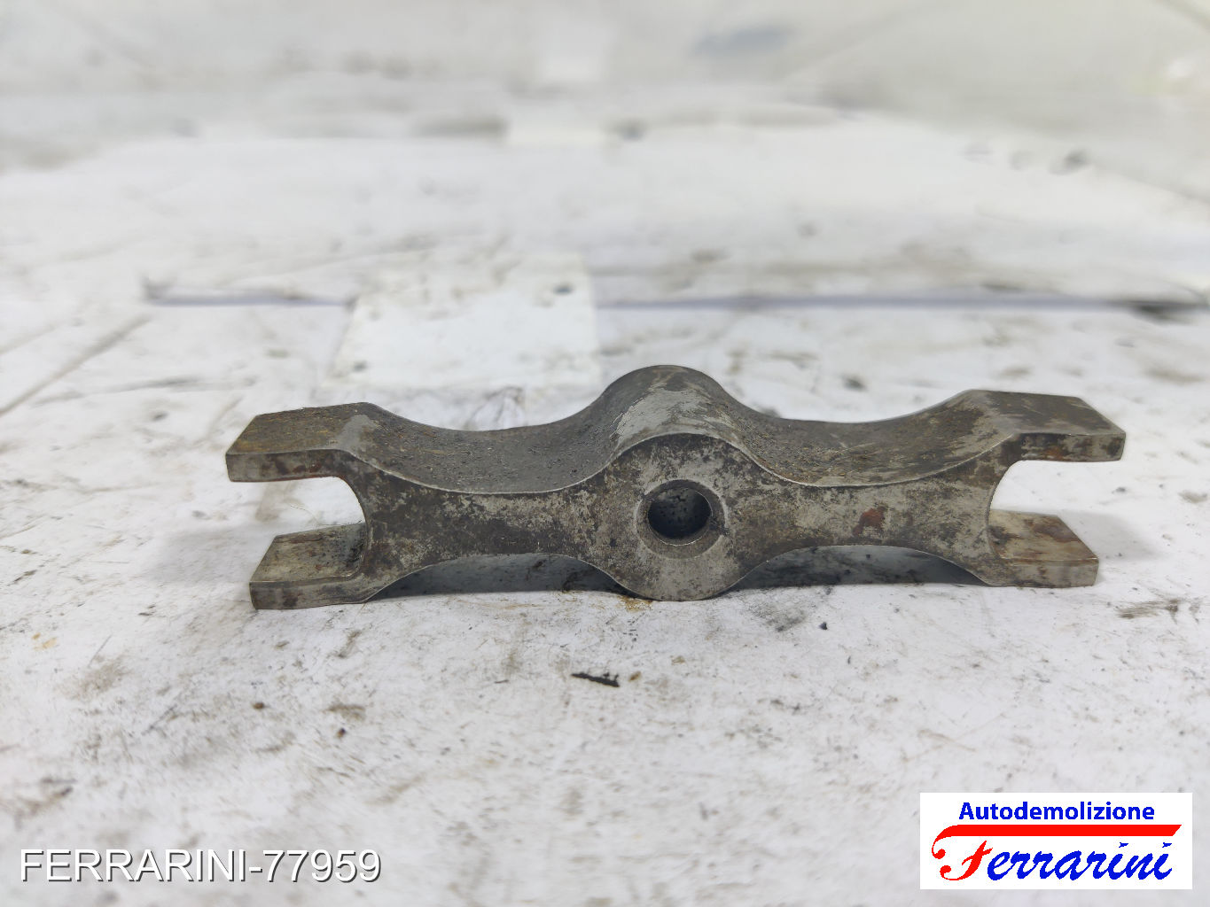 Supporto fissaggio iniettore MERCEDES CLASSE A W168 A 170 CDI 2001-2004