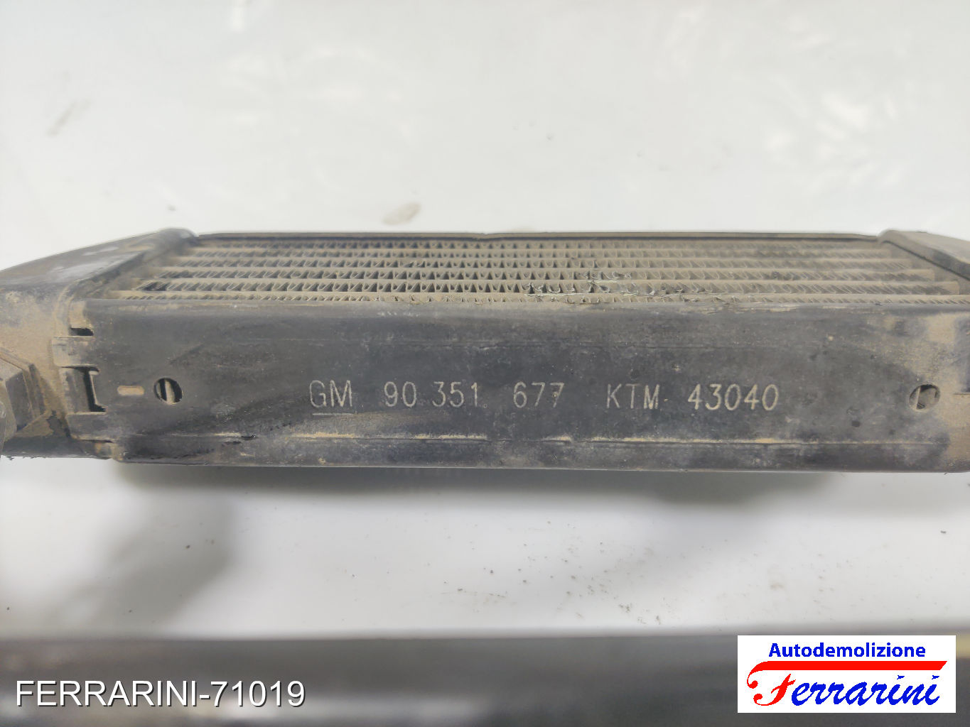 Radiatore Olio Motore OPEL CALIBRA A C89 2.0I TURBO 4X4 1991-1997 90351677