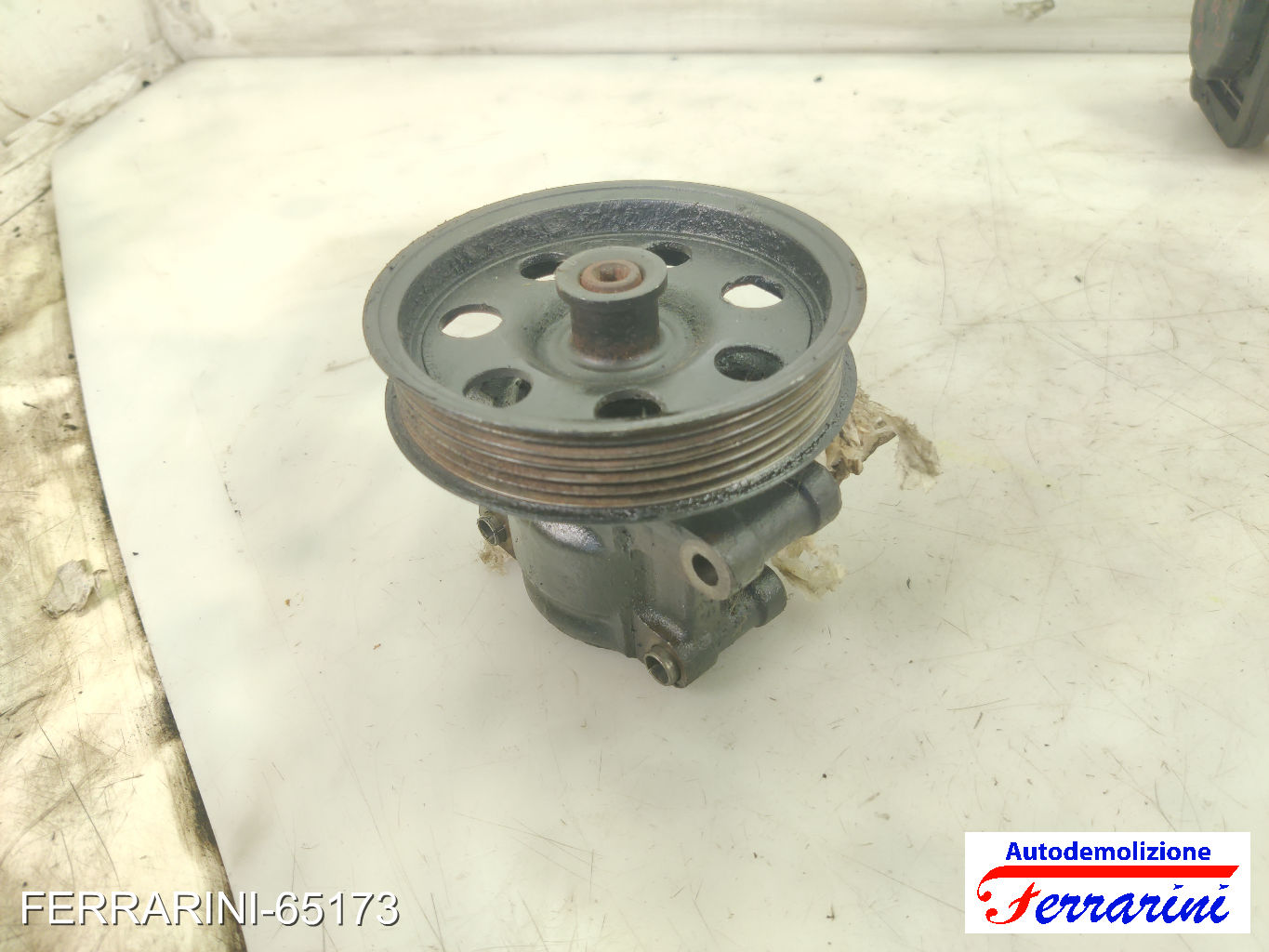Pompa Servosterzo FORD FIESTA 5 JD, JH 1.4 16V 2001-2008 98FU3A674AB