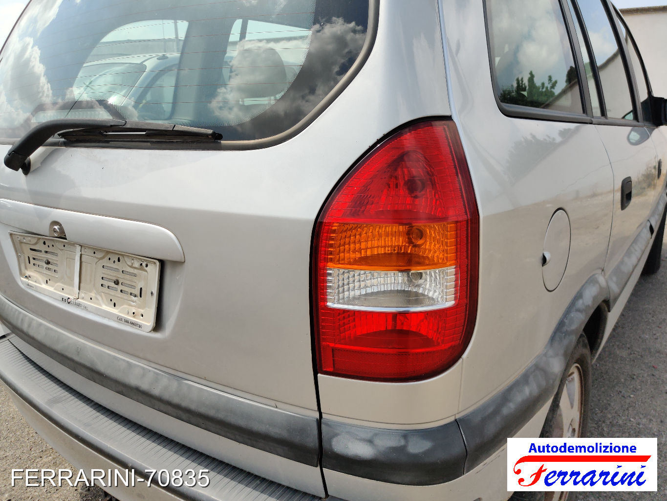 Opel Zafira A 66
