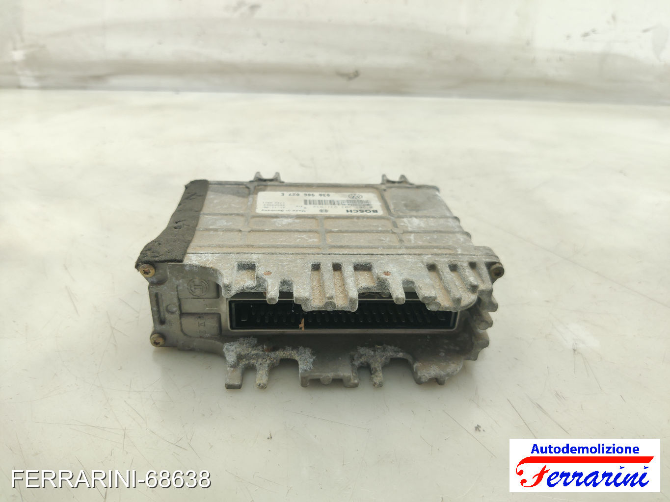 Centralina Motore VW POLO 6N1 50 1.0 1996-1999 030906027E