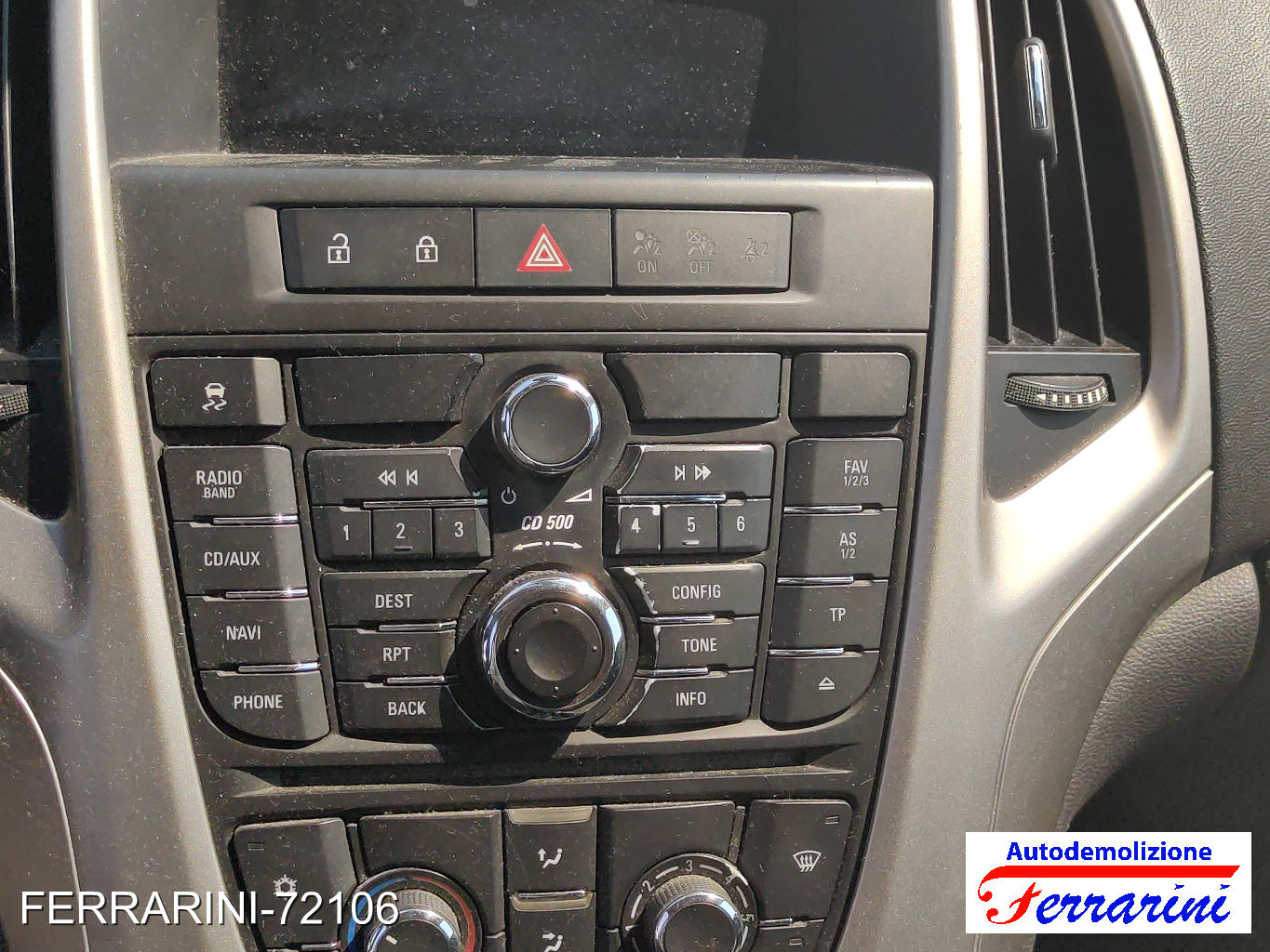 Opel Astra J 32