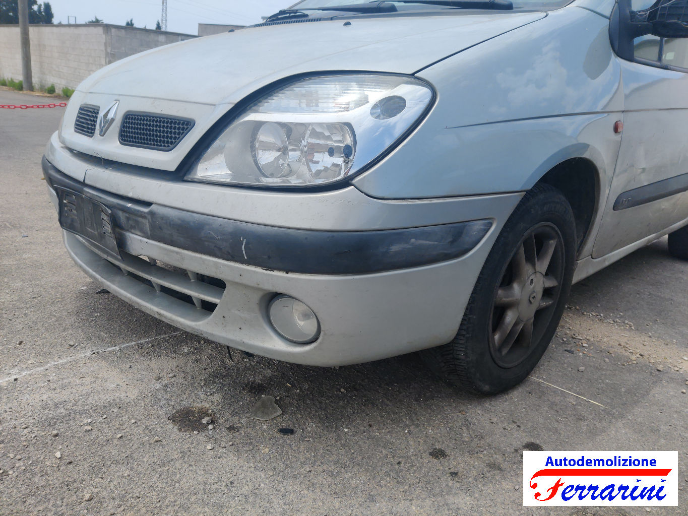 Renault Megane Scenic JA0/1 1.9 DTI 98CV 1997-1999