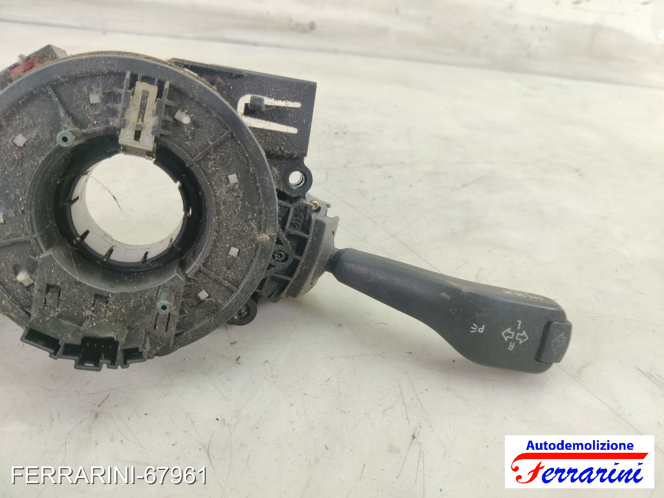 Devioluci FORD FIESTA 6 CB1, CCN 2008-2012 8A6T13N064BE, 8A6T13335BC 9