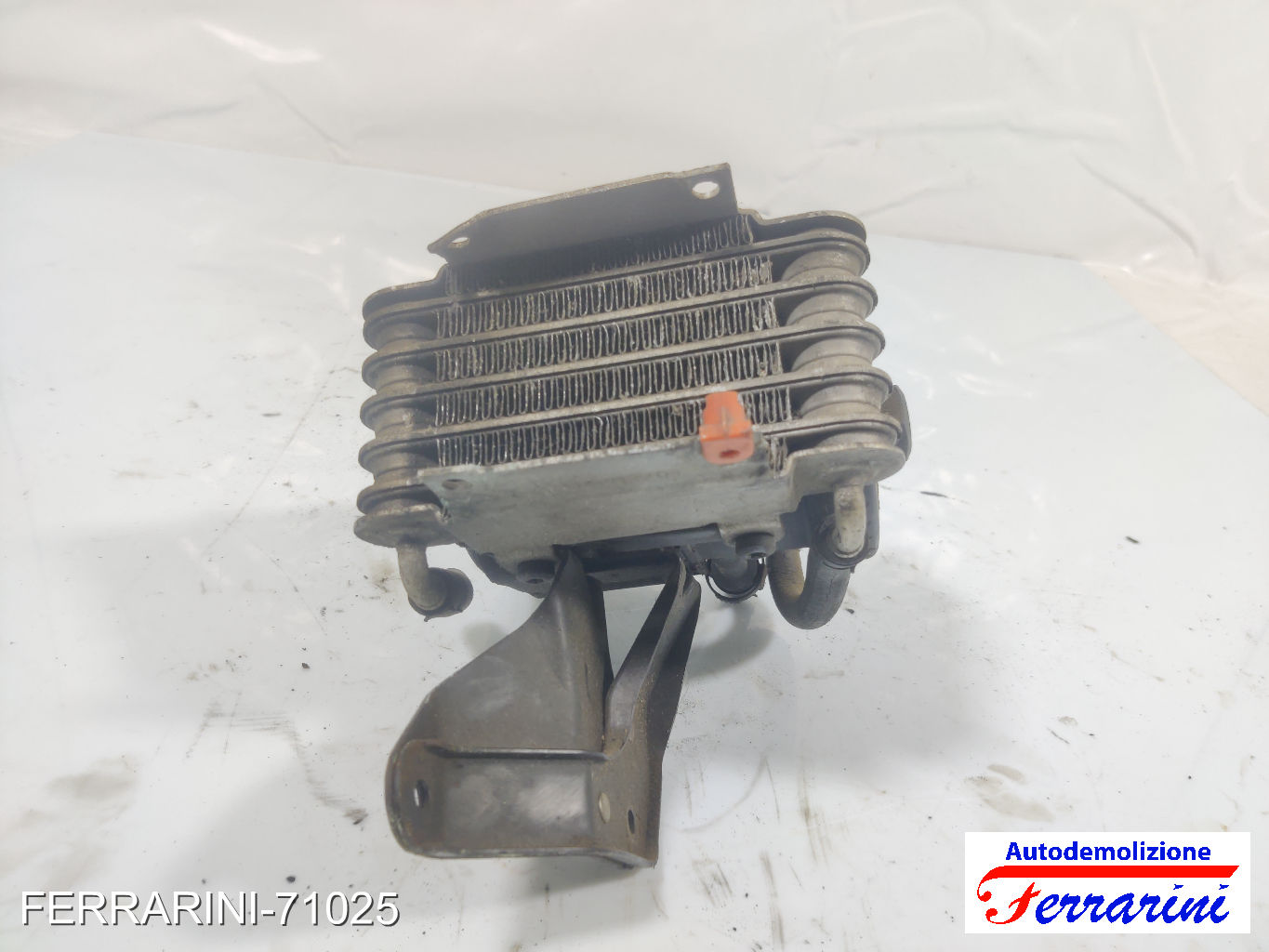 radiatore gasolio porta filtro BMW X5 E53 3.0D 2001-2003 13322247411 7