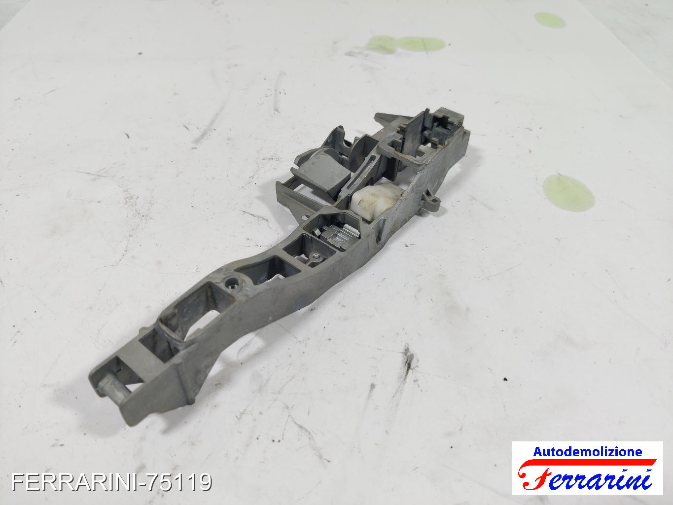 Supporto Maniglia Esterna CITROEN C3 2 SC 2009-2013 sinistro, sx, posteriore