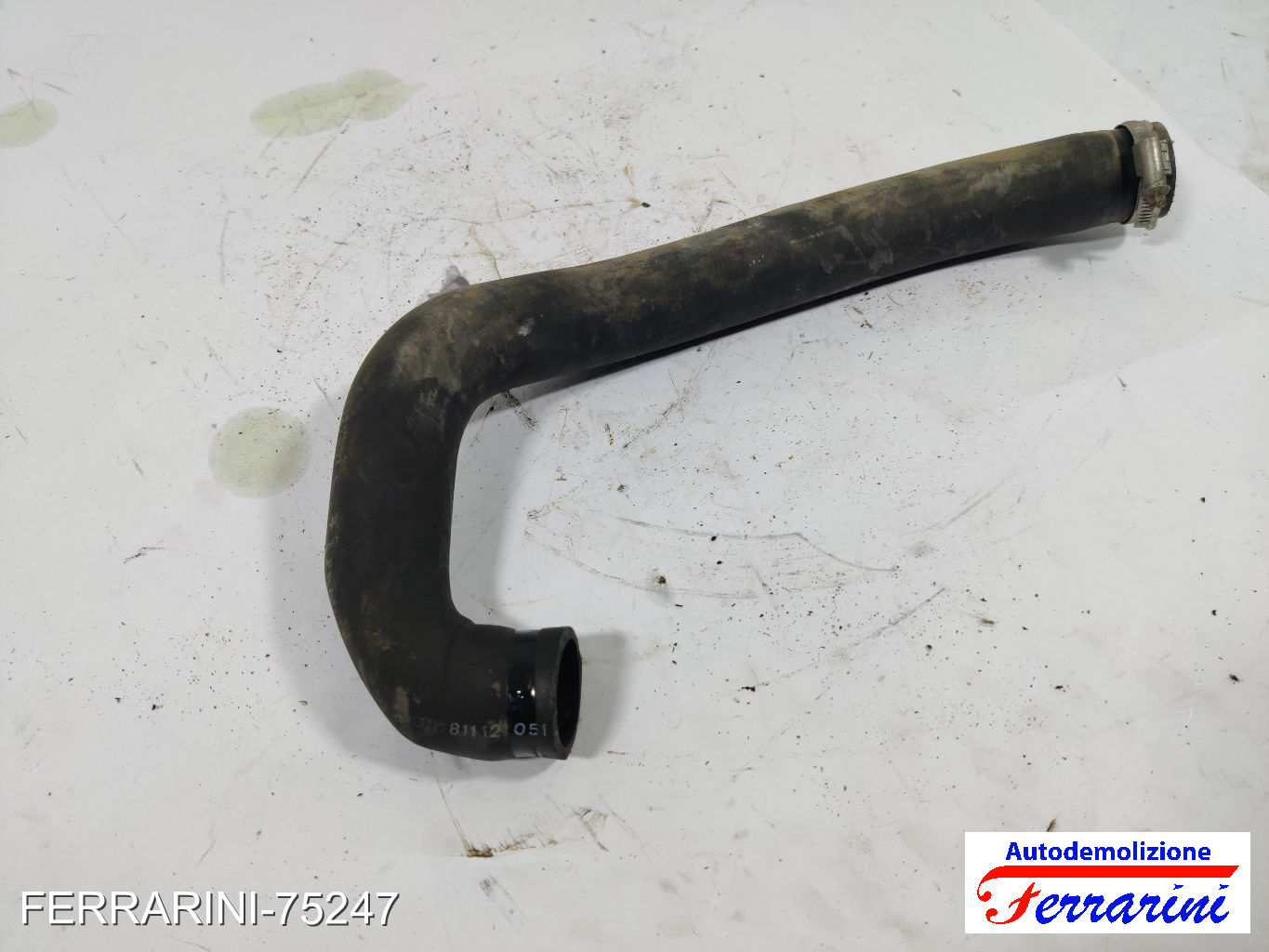 tubo acqua motore JN AUDI 80 893, 894, 8A2 1.8 S 1986-1991 811121051
