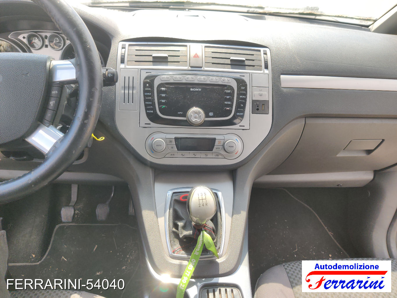 Ford C-Max 33