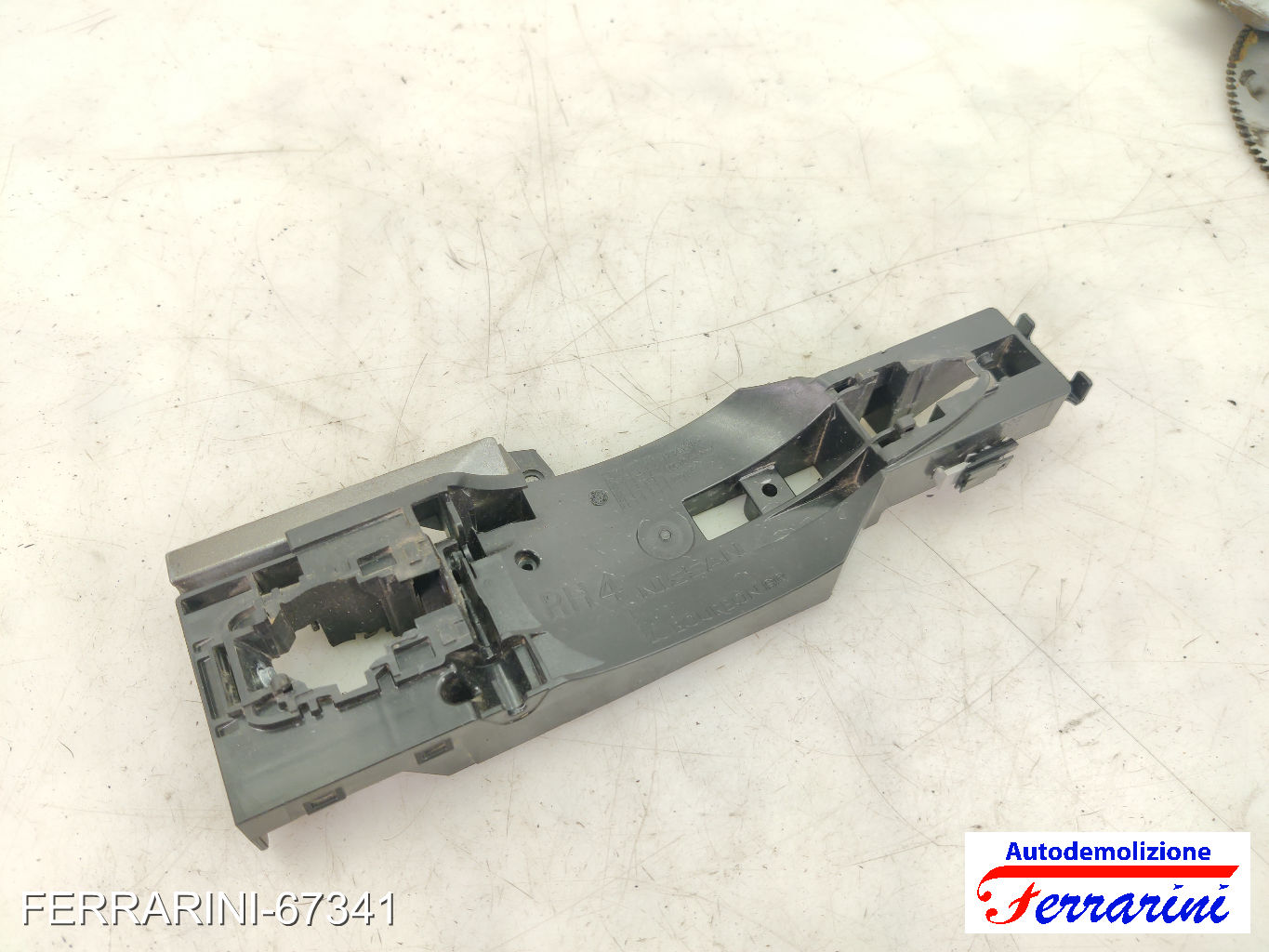 Supporto Maniglia Esterna NISSAN QASHQAI 2 J11 2013-2023 destro, dx, frontale