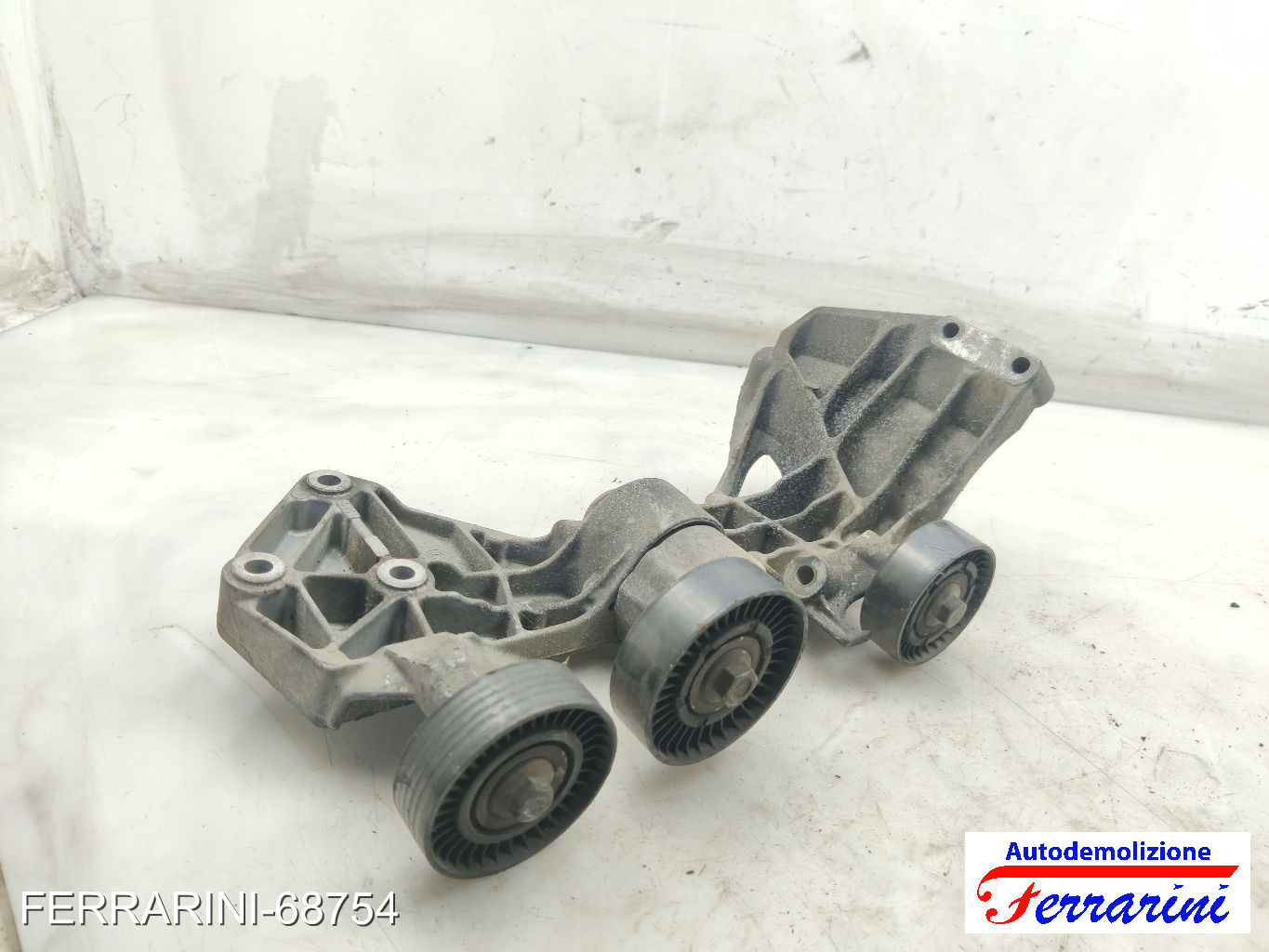 support tendicinghia OM640 alternatore MERCEDES CLASSE B W245 B 200 CDI