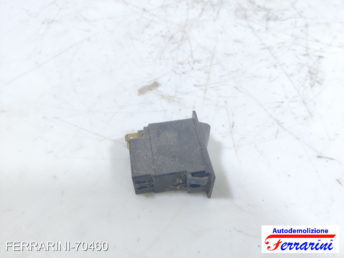Interruttore luce cortesia FIAT 127 127 1971-1984 4309297