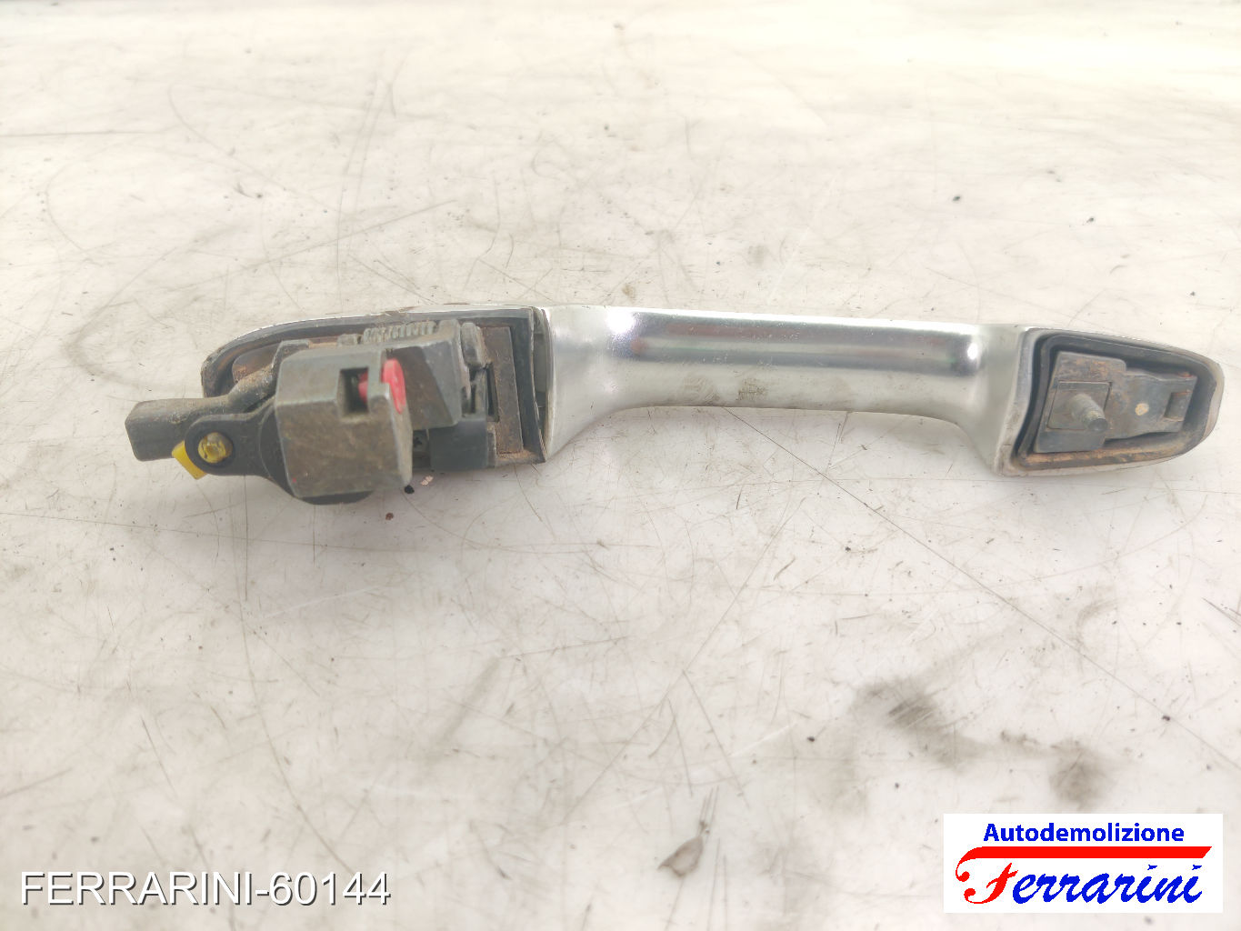 Maniglia Porta Esterna ALFA ROMEO 147 937 2001-2010 sinistra, sx, frontale