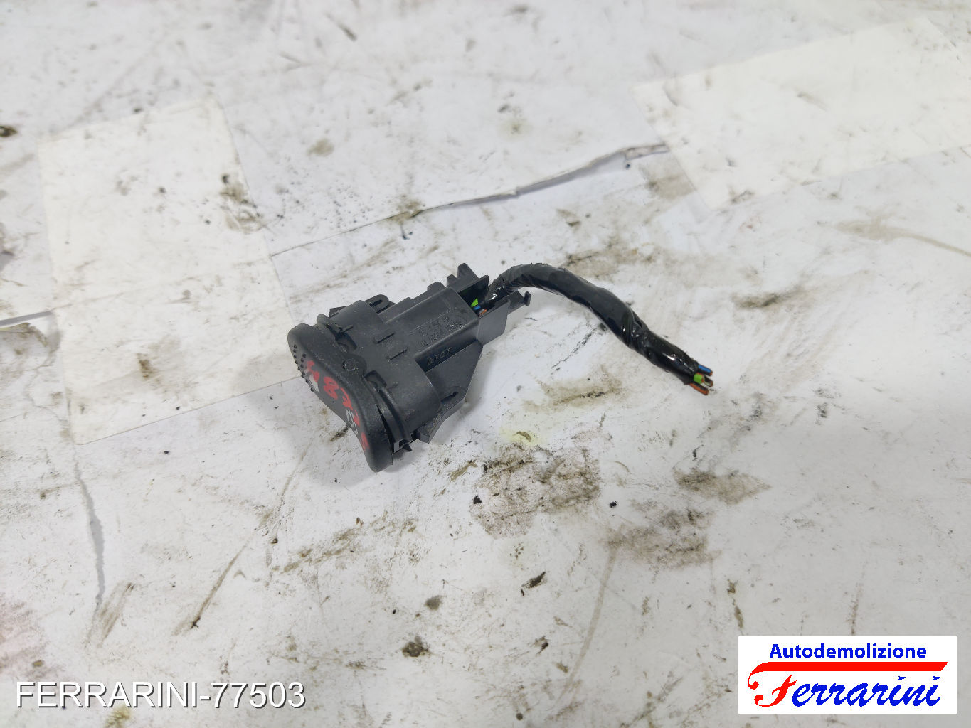Pulsantiera Tastiera Alzavetro FORD FOCUS SW DNW 1999-2004 destra, dx, frontale 3