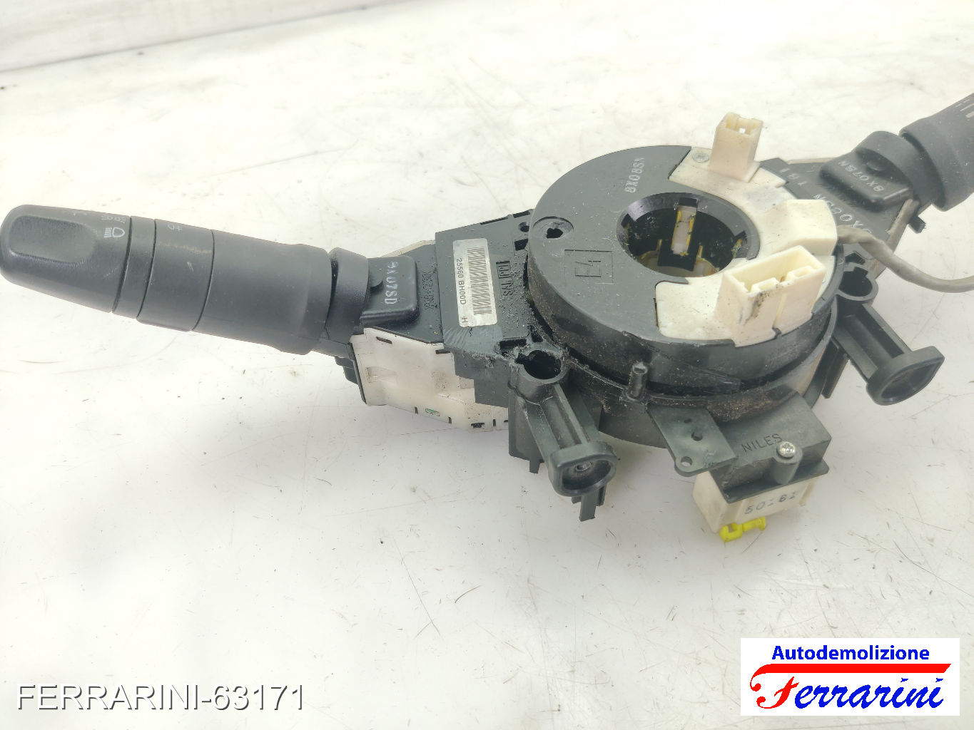 Devioluci NISSAN NOTE E11, NE11 2006-2012 25560BH00B, 25560BH00D, 8X07SN