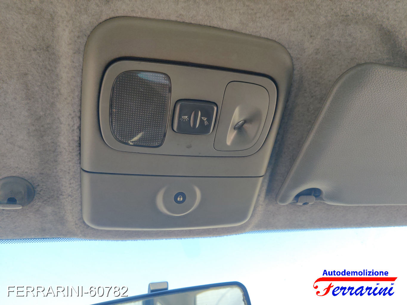 Renault Megane Scenic JA0/1 1.9 DTI 98CV 1997-1999