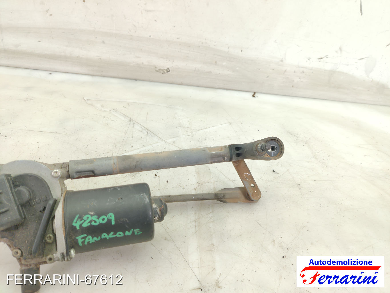 Spazzacqua Motorino Tergicristallo FIAT PUNTO 188 1999-2010 anteriore, frontale 8