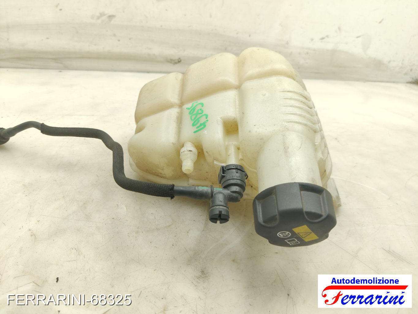 Vaschetta Liquido Motore BMW X1 F48 SDRIVE 18D 2015-2023 17137617362 6