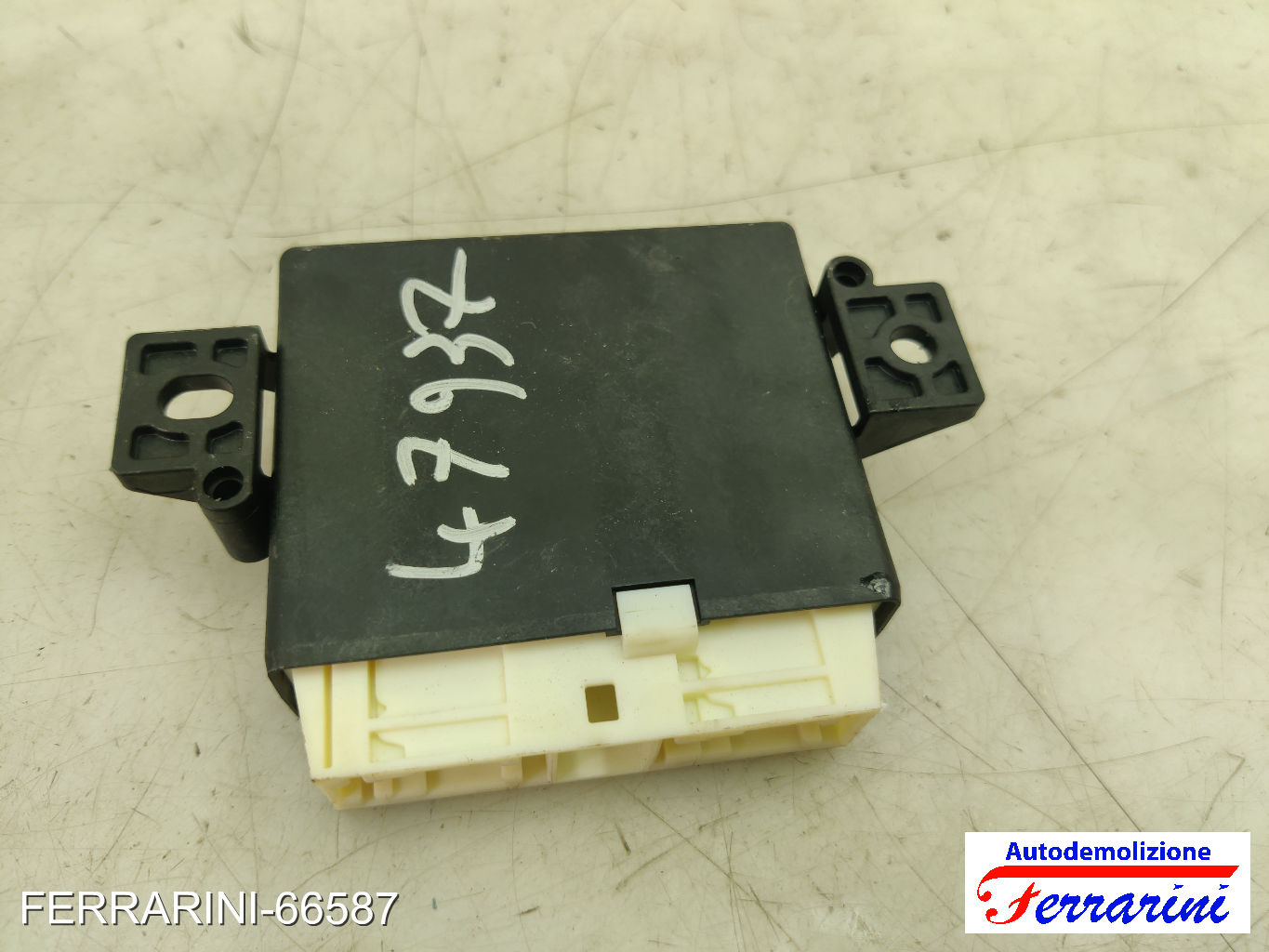 centralina navigatore Becker Map Pilot MERCEDES CLASSE B W242, W246 2011-2014 9